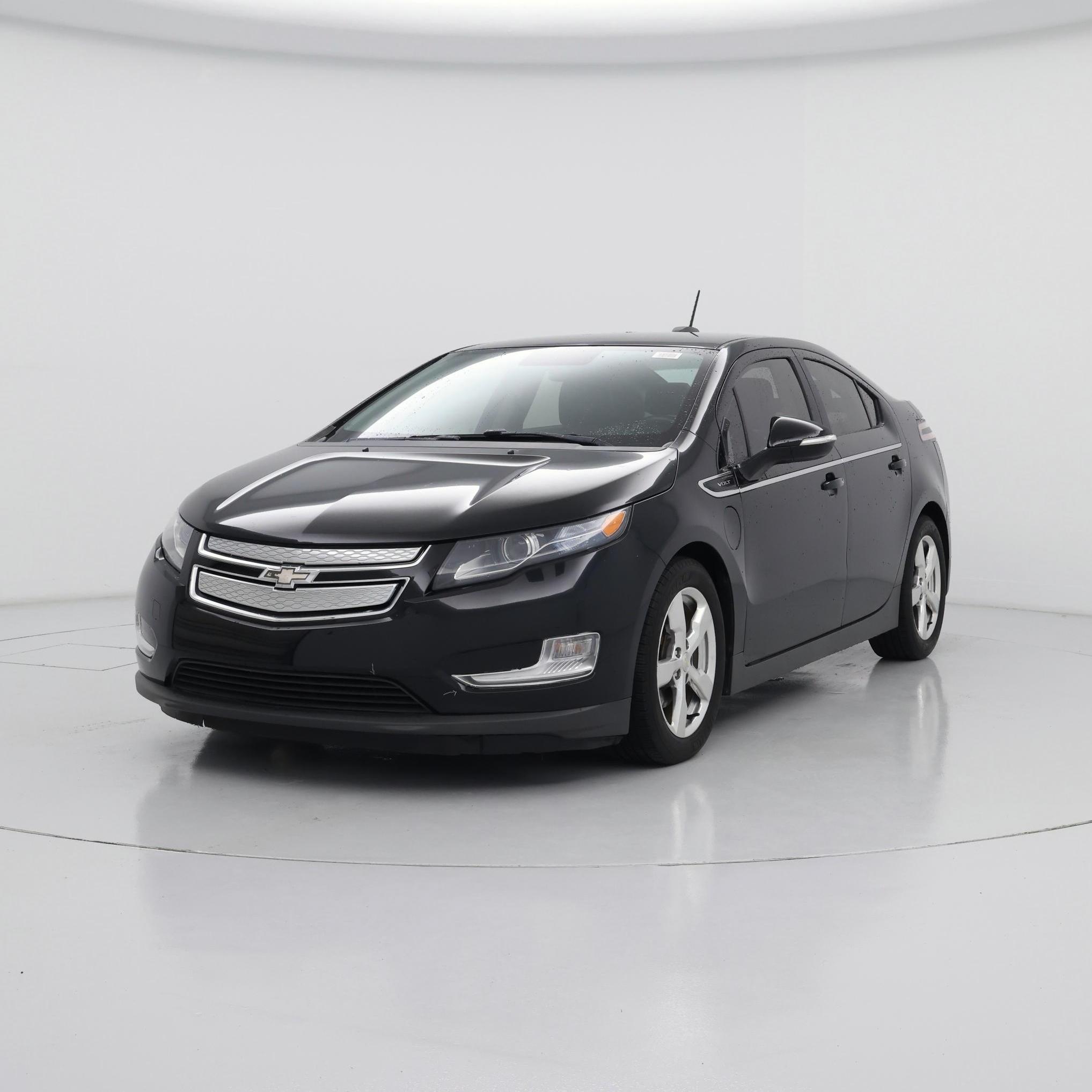 Thumbnail: 2015 Chevrolet Volt - 4
