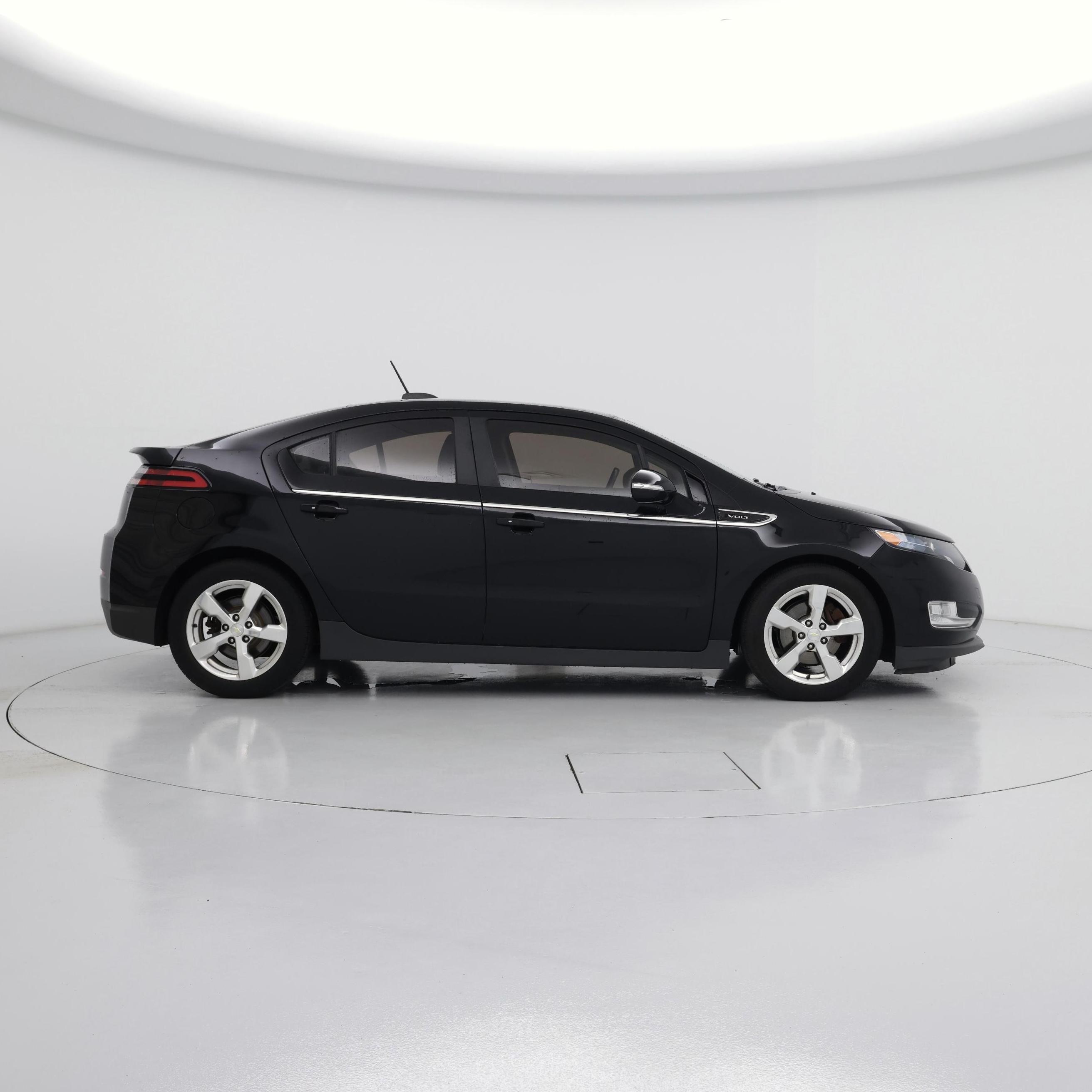 Thumbnail: 2015 Chevrolet Volt - 7