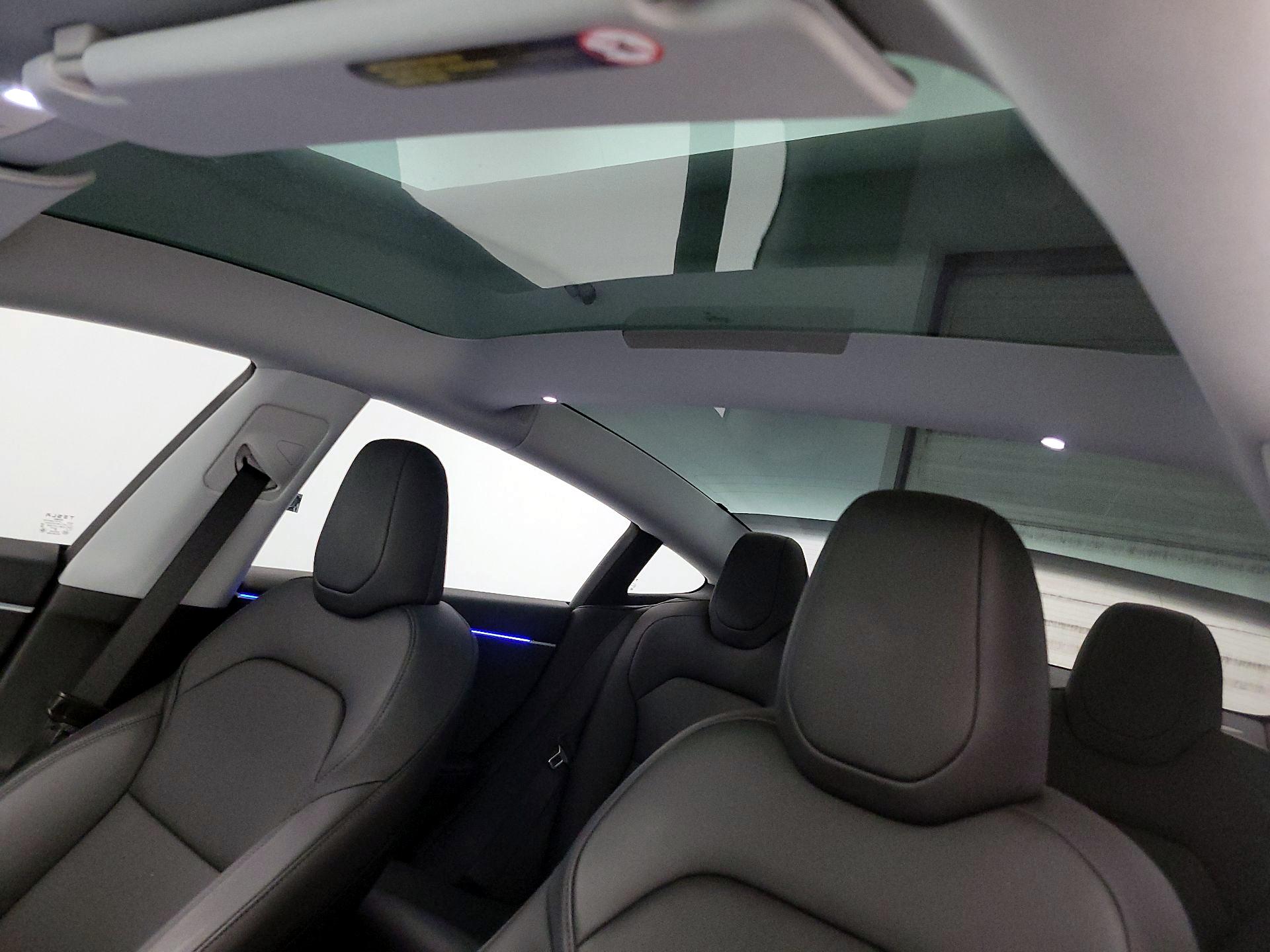 Thumbnail: 2025 Tesla Model 3 - 18