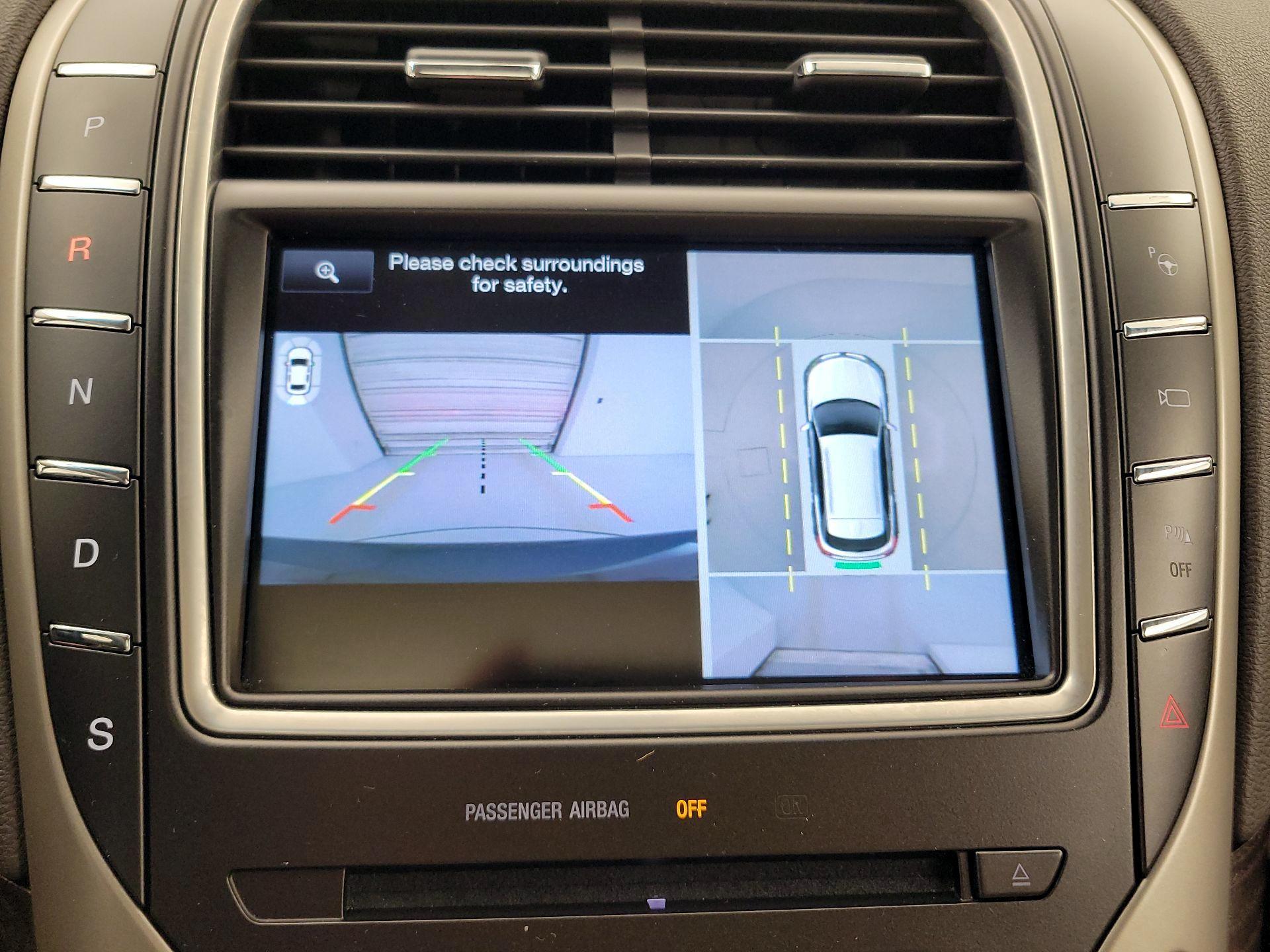 Thumbnail: 2016 Lincoln MKX - 15