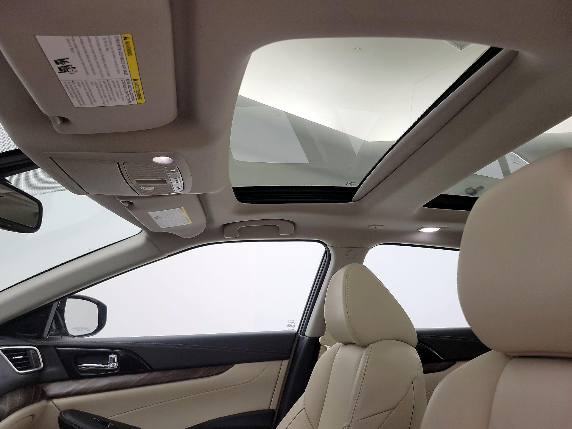 Thumbnail: 2016 Nissan Maxima - 20