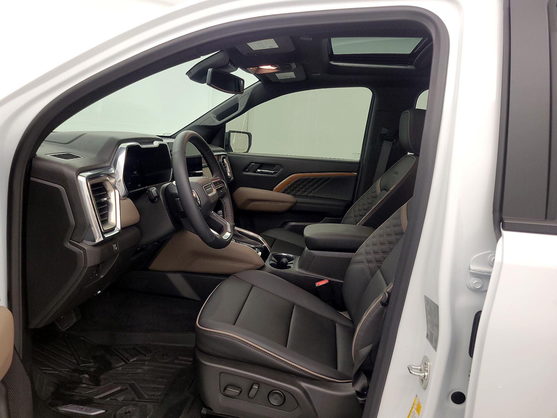 Thumbnail: 2026 GMC Canyon - 11