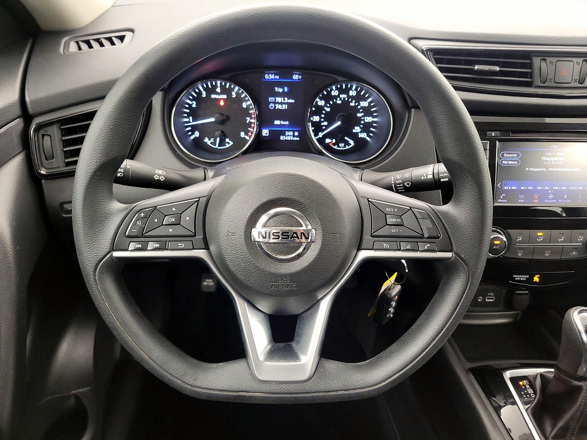 Thumbnail: 2018 Nissan Rogue - 10