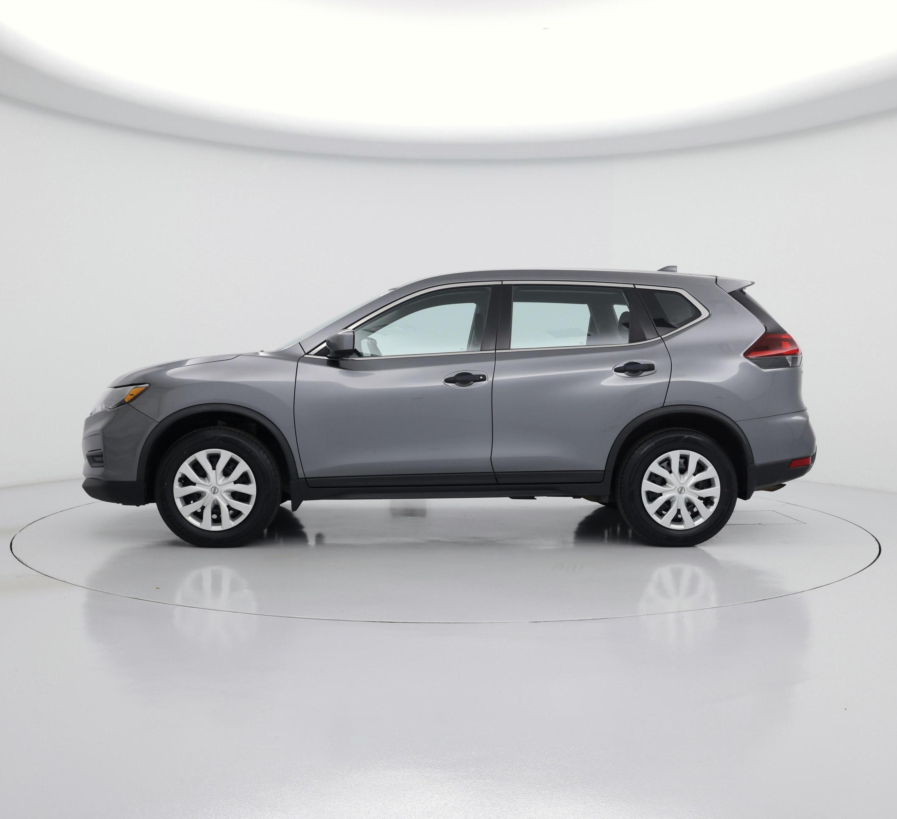 Thumbnail: 2018 Nissan Rogue - 3