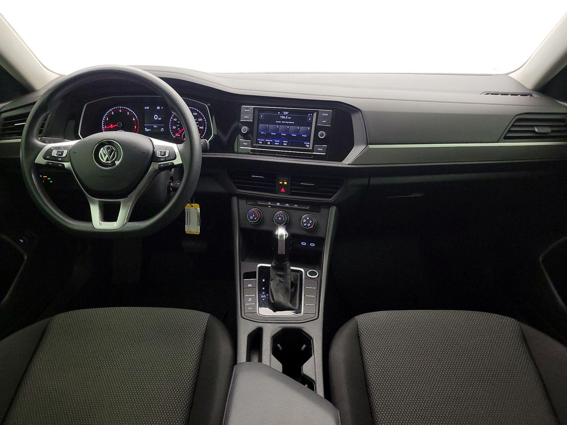 Thumbnail: 2020 Volkswagen Jetta - 9