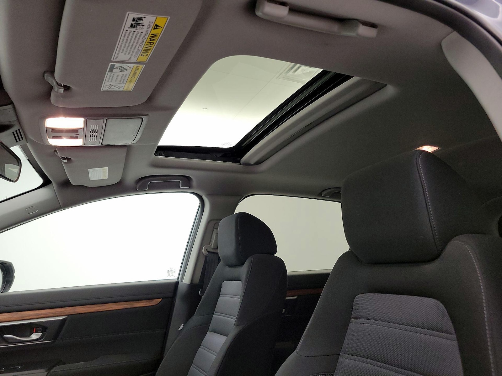 Sunroof(s) & Overhead Airbags
