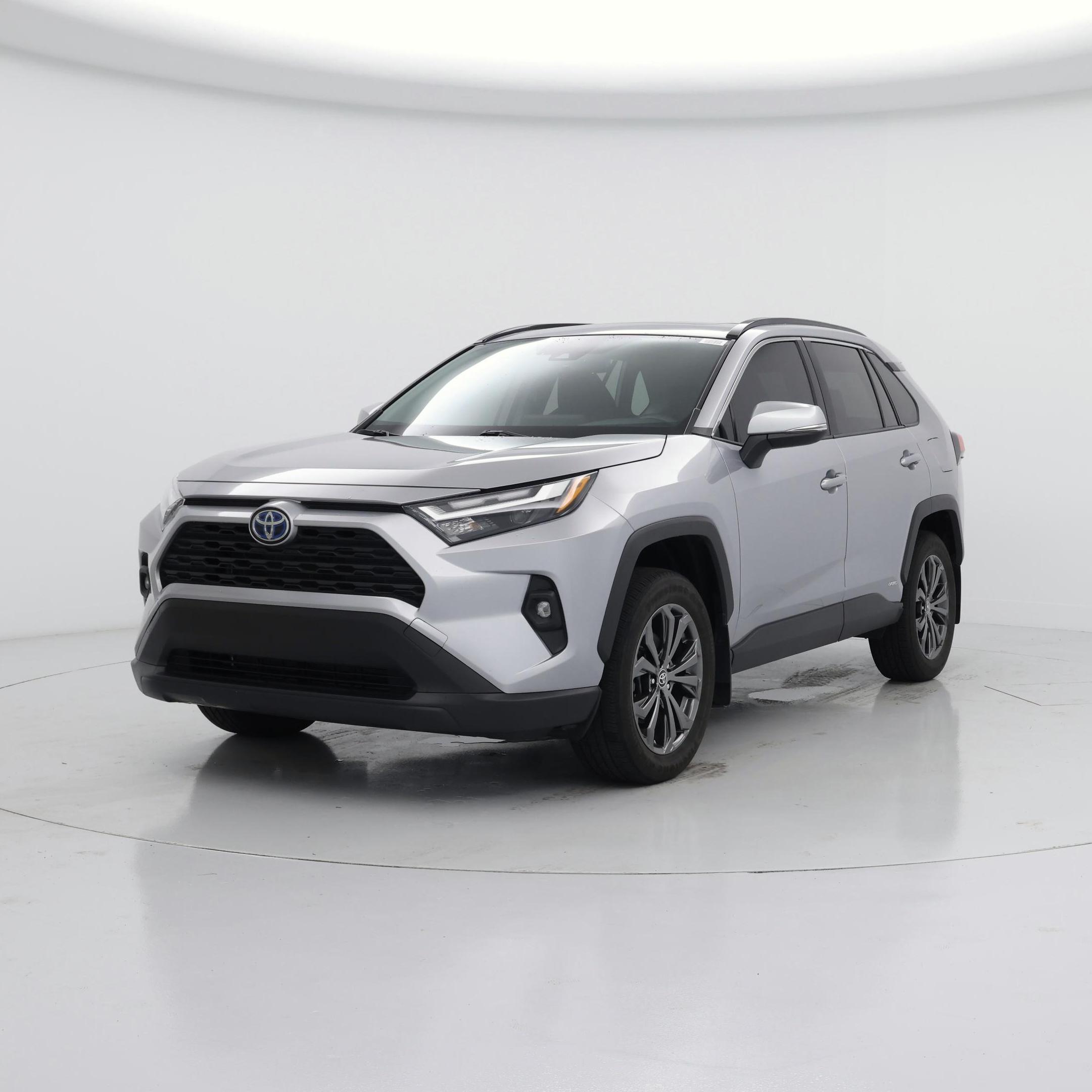 Thumbnail: 2022 Toyota RAV4 - 4