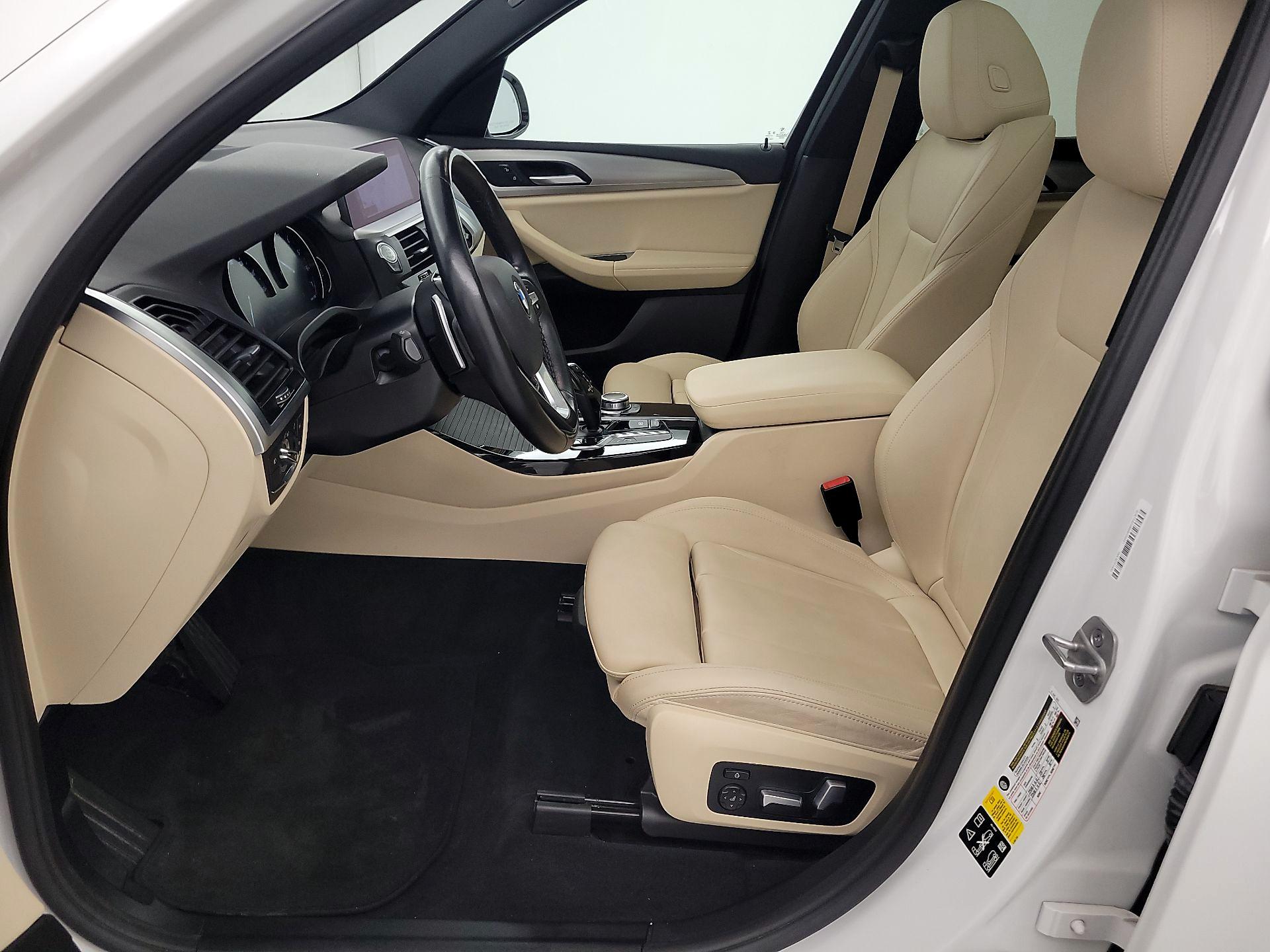Thumbnail: 2021 BMW X3 - 11