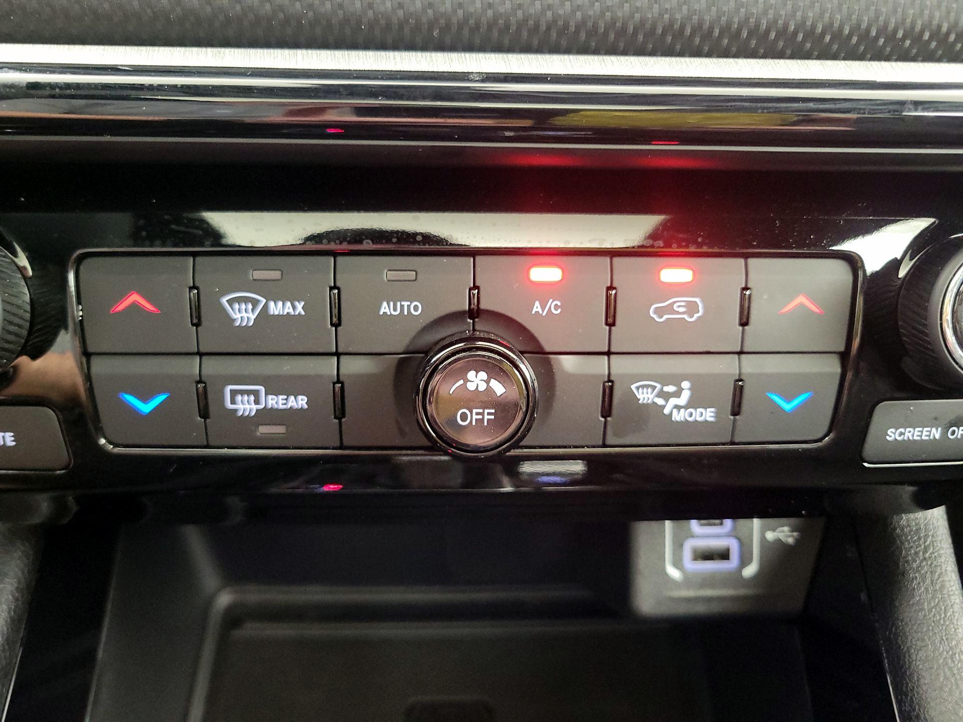 Thumbnail: 2025 Jeep Compass - 17