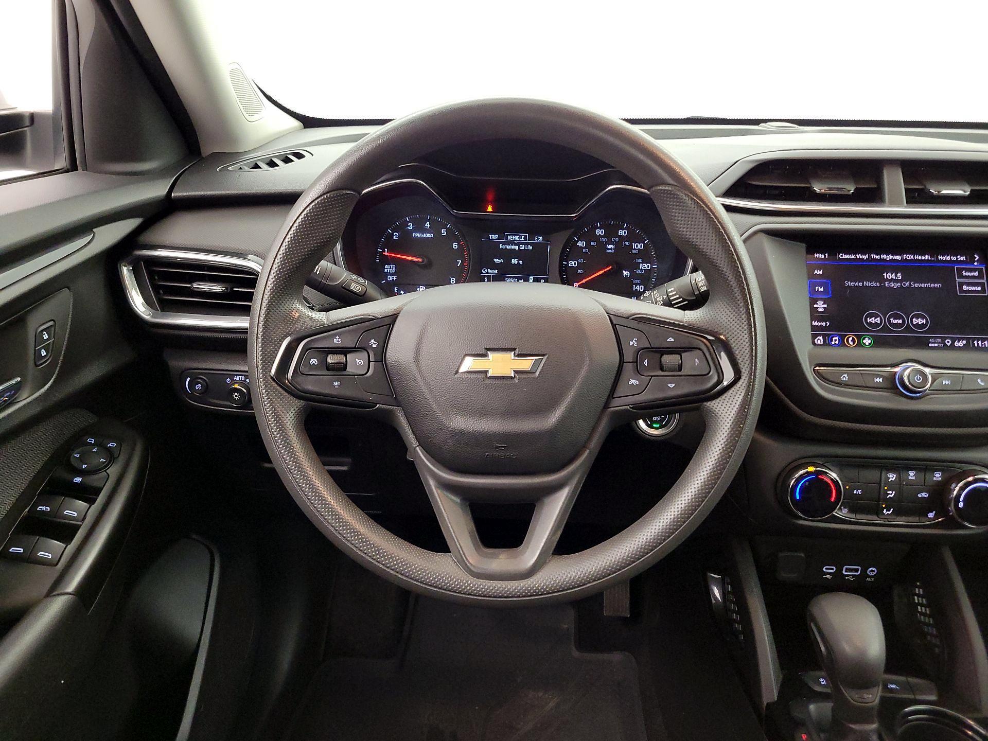 Thumbnail: 2022 Chevrolet TrailBlazer - 10