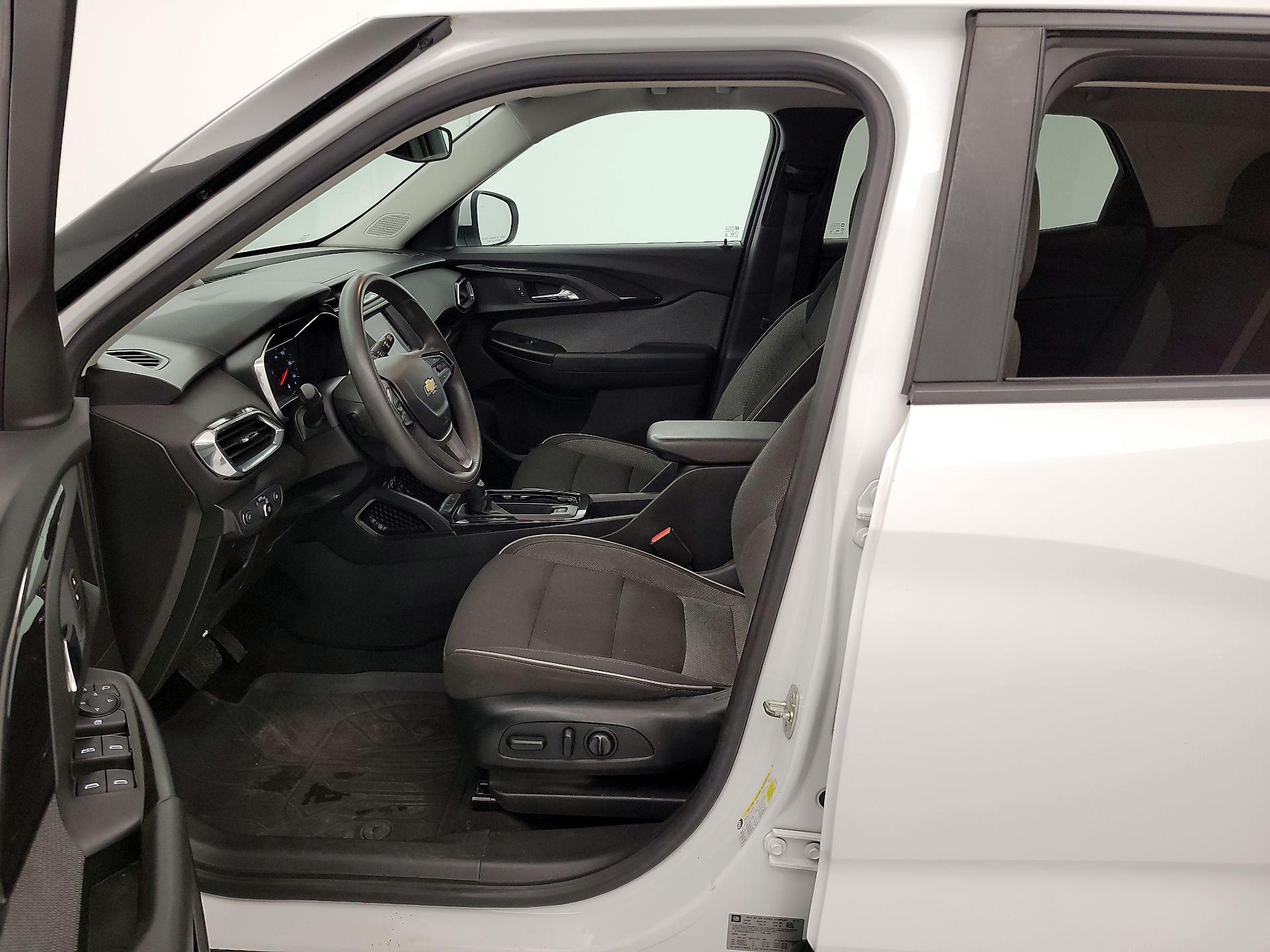 Thumbnail: 2022 Chevrolet TrailBlazer - 11