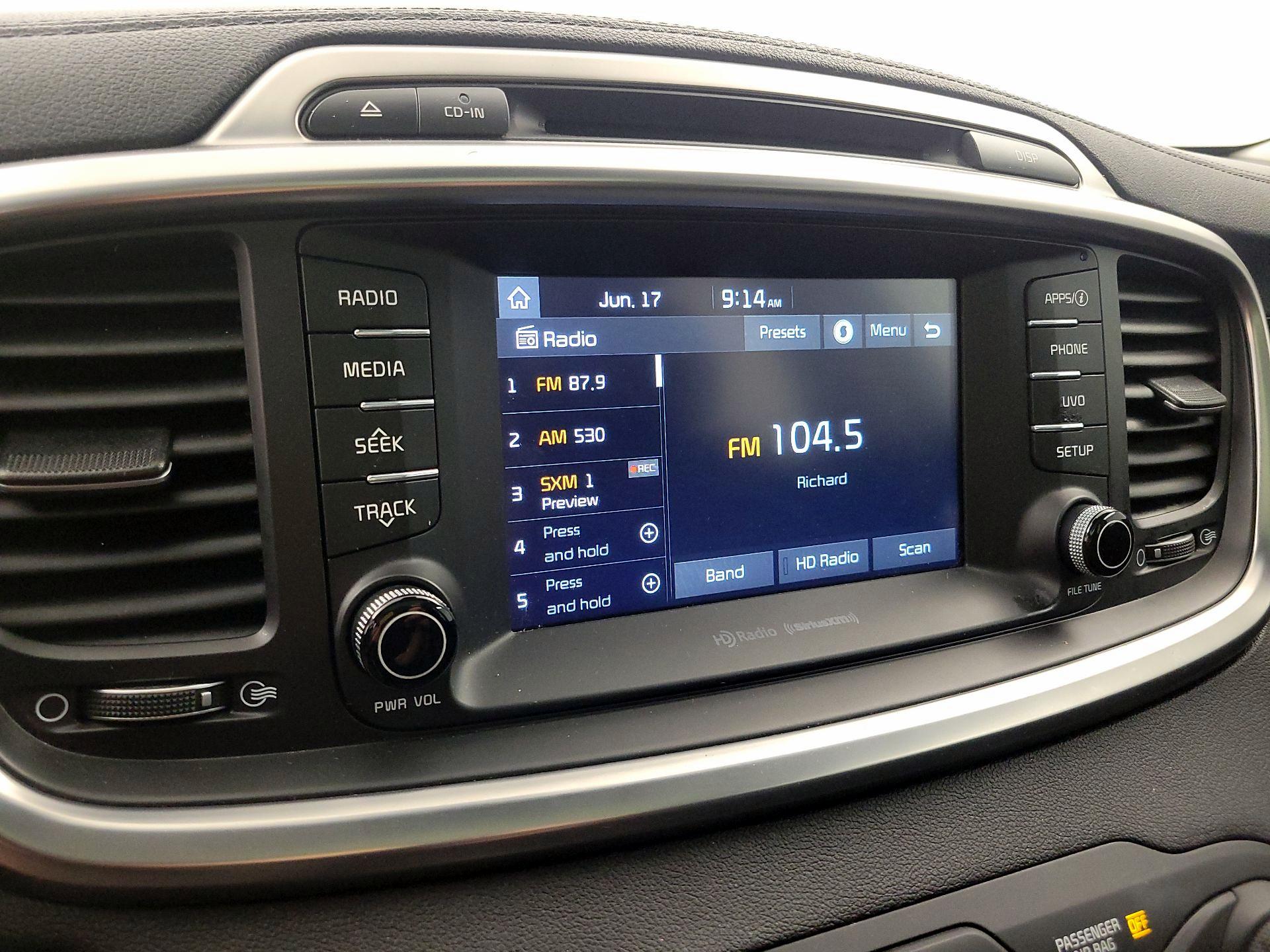 Thumbnail: 2018 Kia Sorento - 15