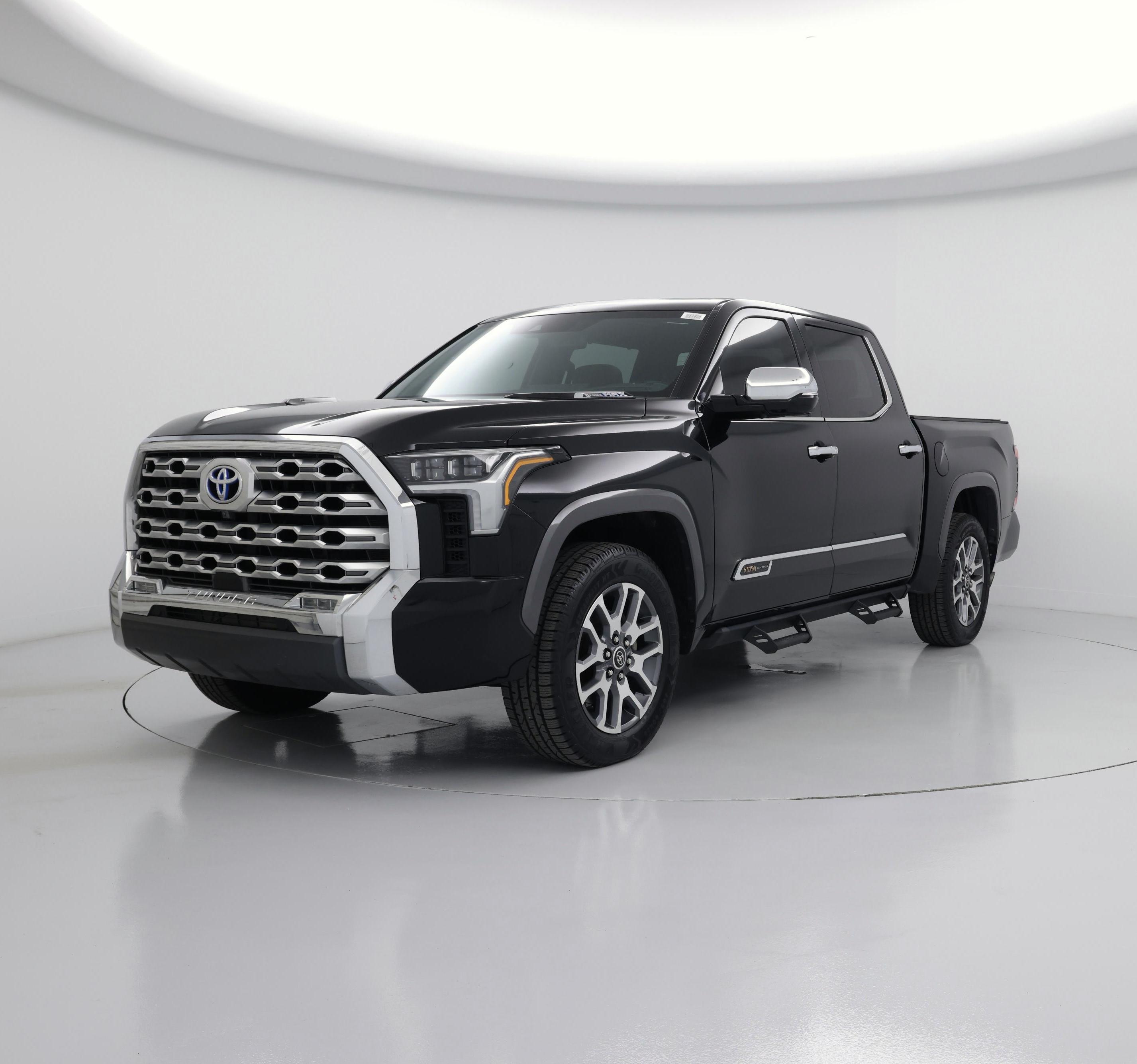 Thumbnail: 2022 Toyota Tundra - 4