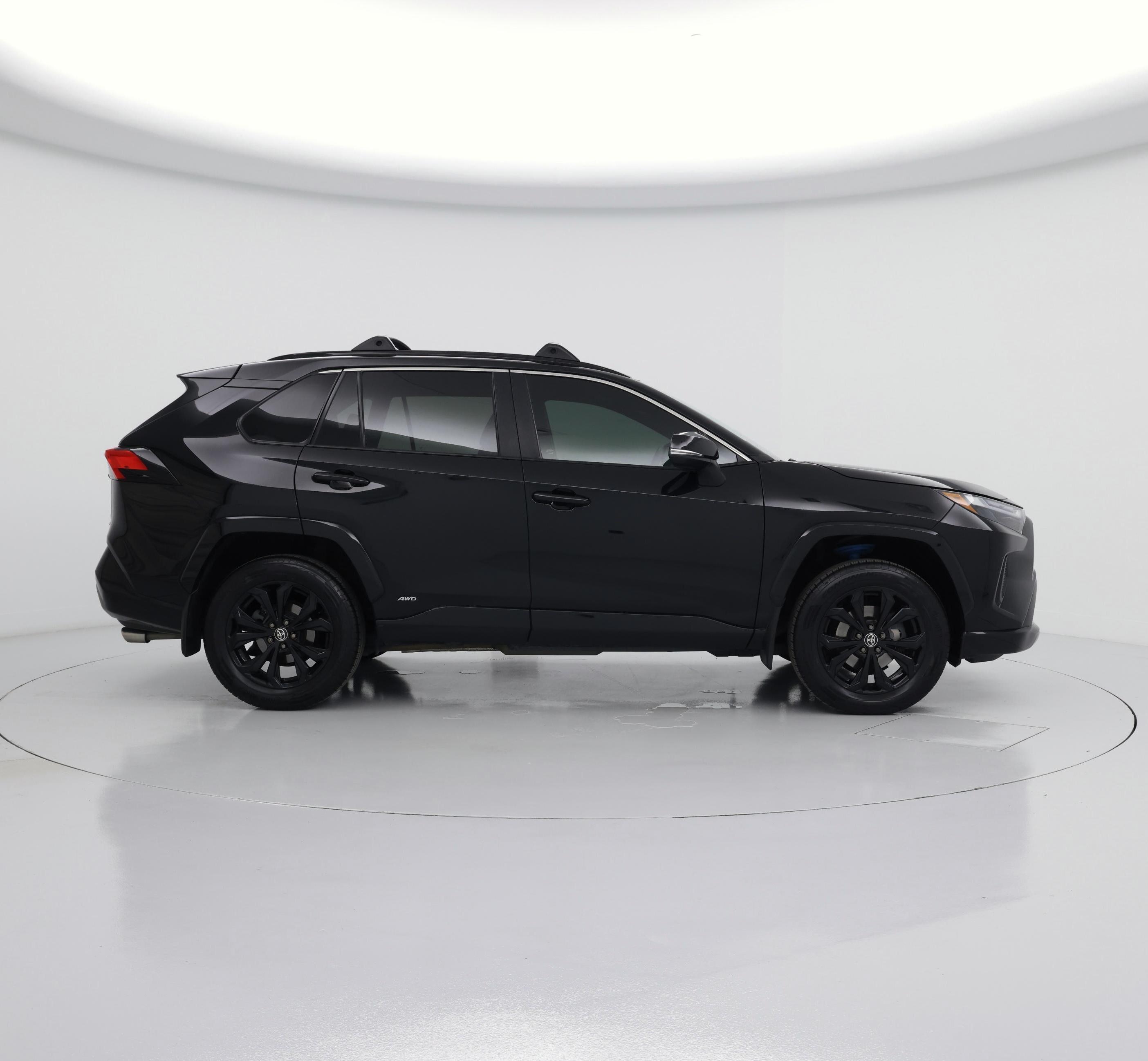 Thumbnail: 2022 Toyota RAV4 - 7