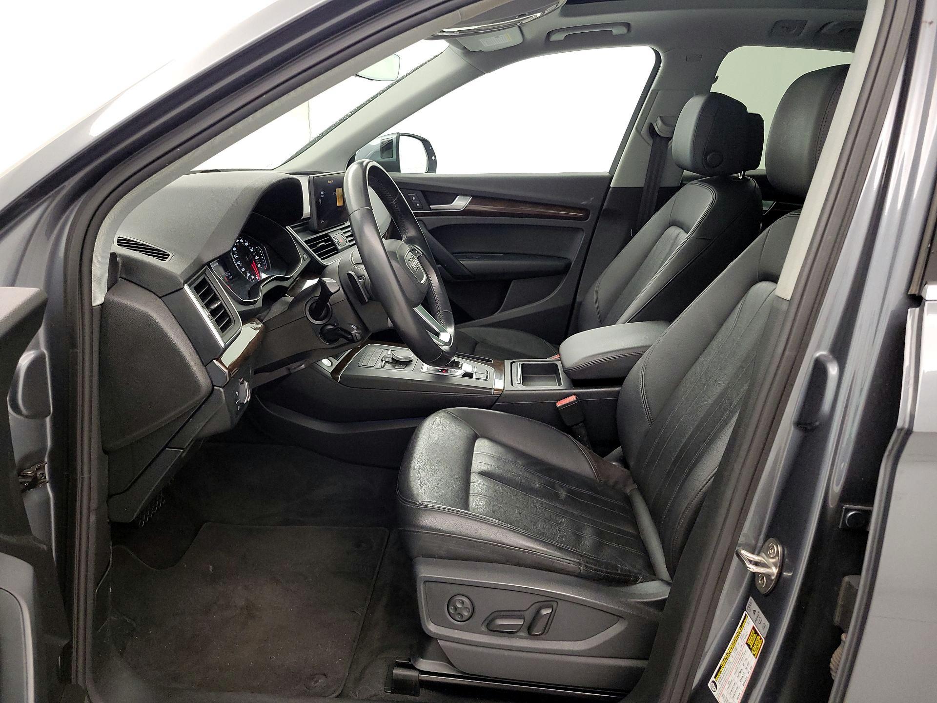 Thumbnail: 2019 Audi Q5 - 11