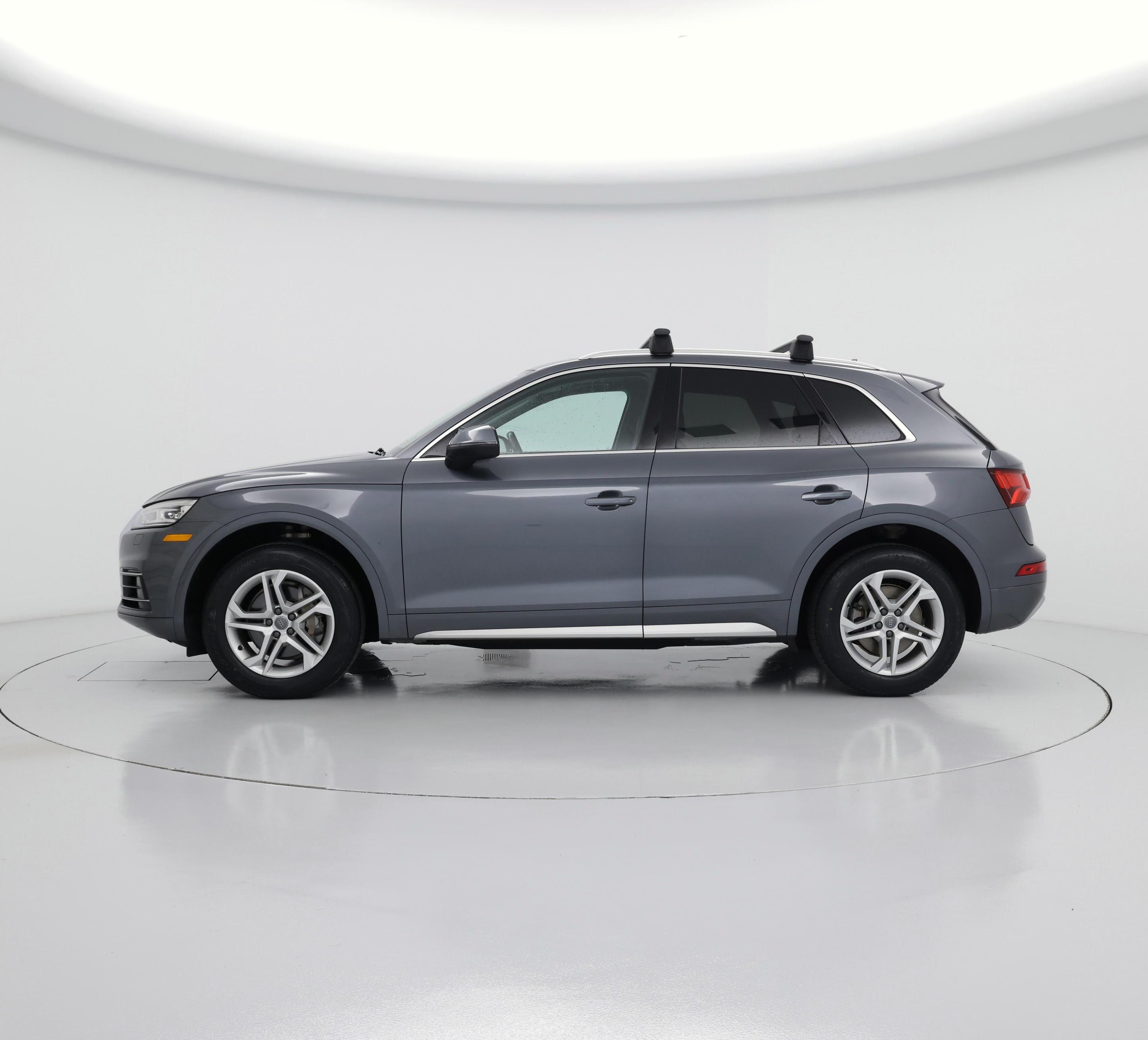 Thumbnail: 2019 Audi Q5 - 3