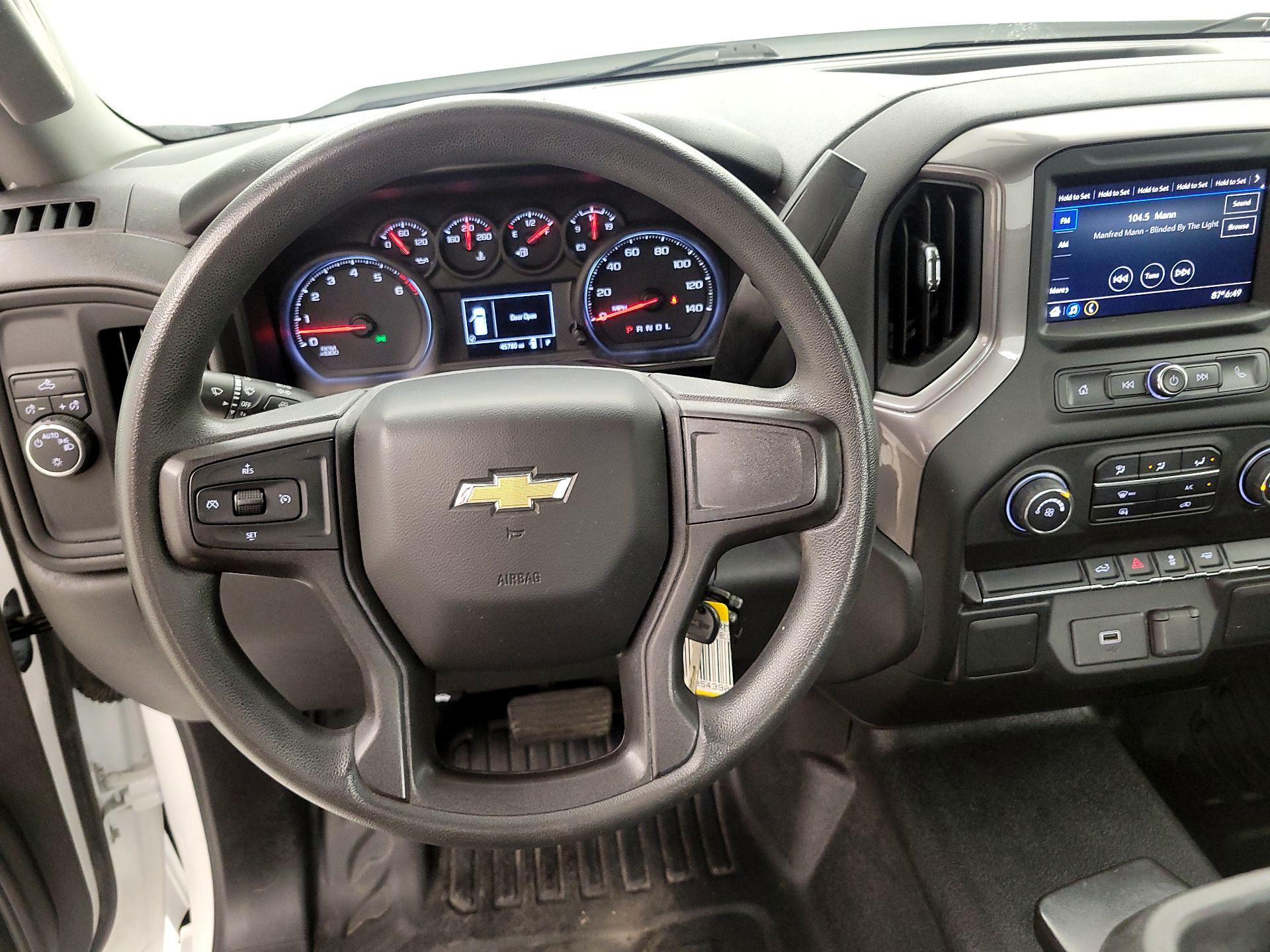 Thumbnail: 2020 Chevrolet Silverado 1500 - 10