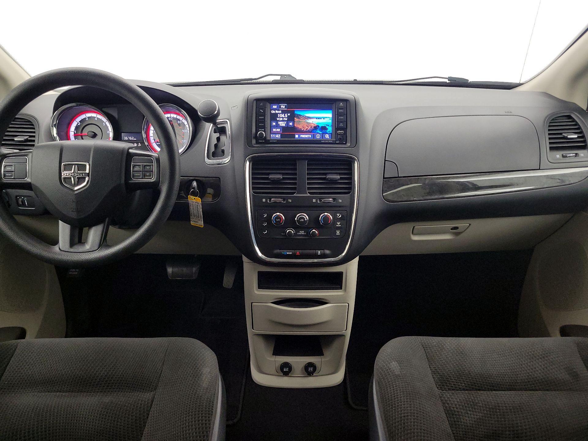 Thumbnail: 2019 Dodge Grand Caravan - 9