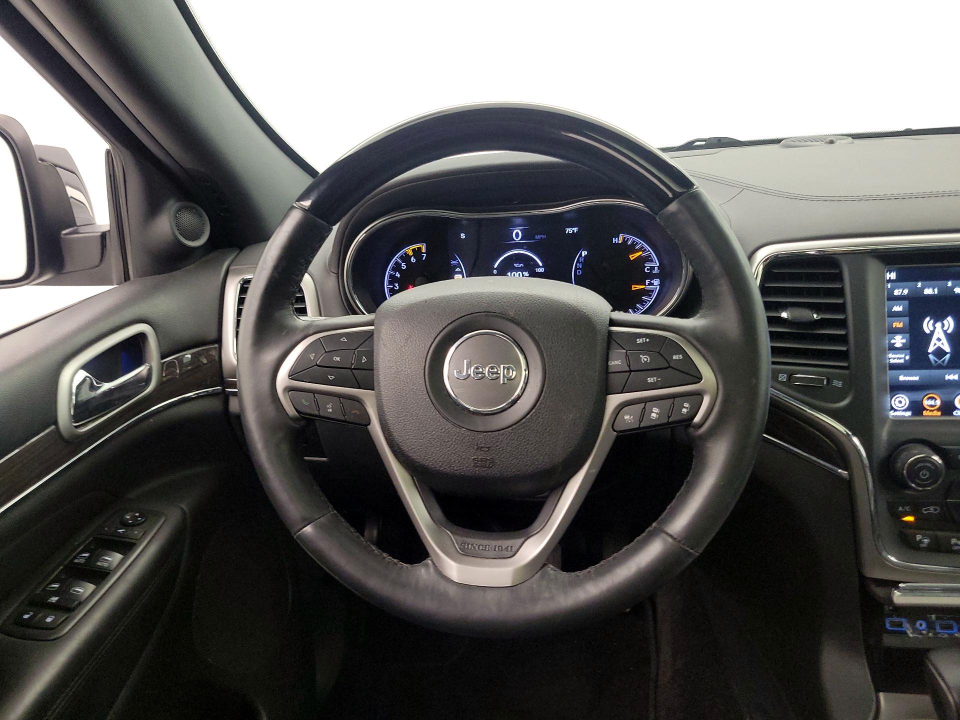 Thumbnail: 2018 Jeep Grand Cherokee - 10