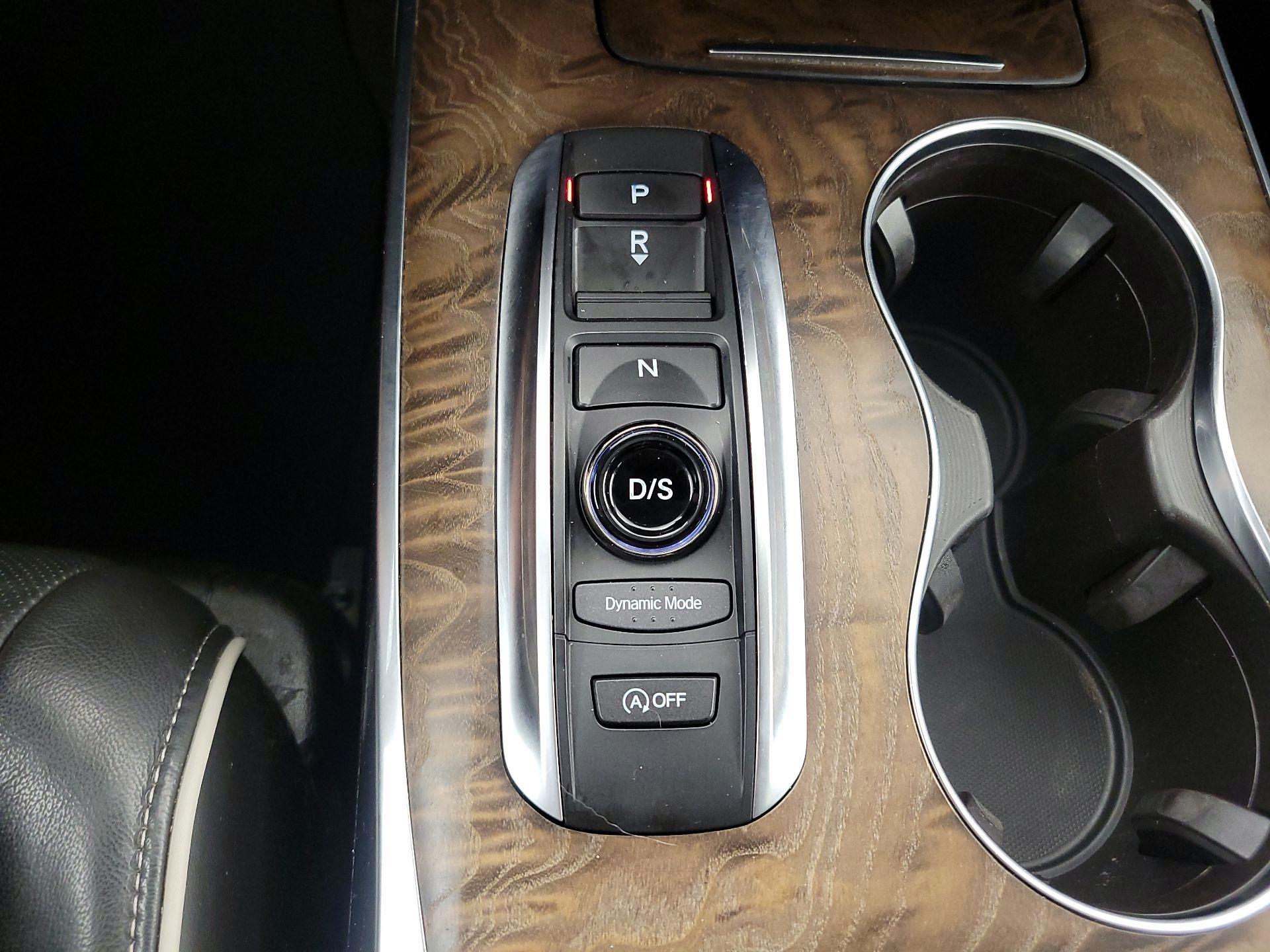Thumbnail: 2019 Acura MDX - 18