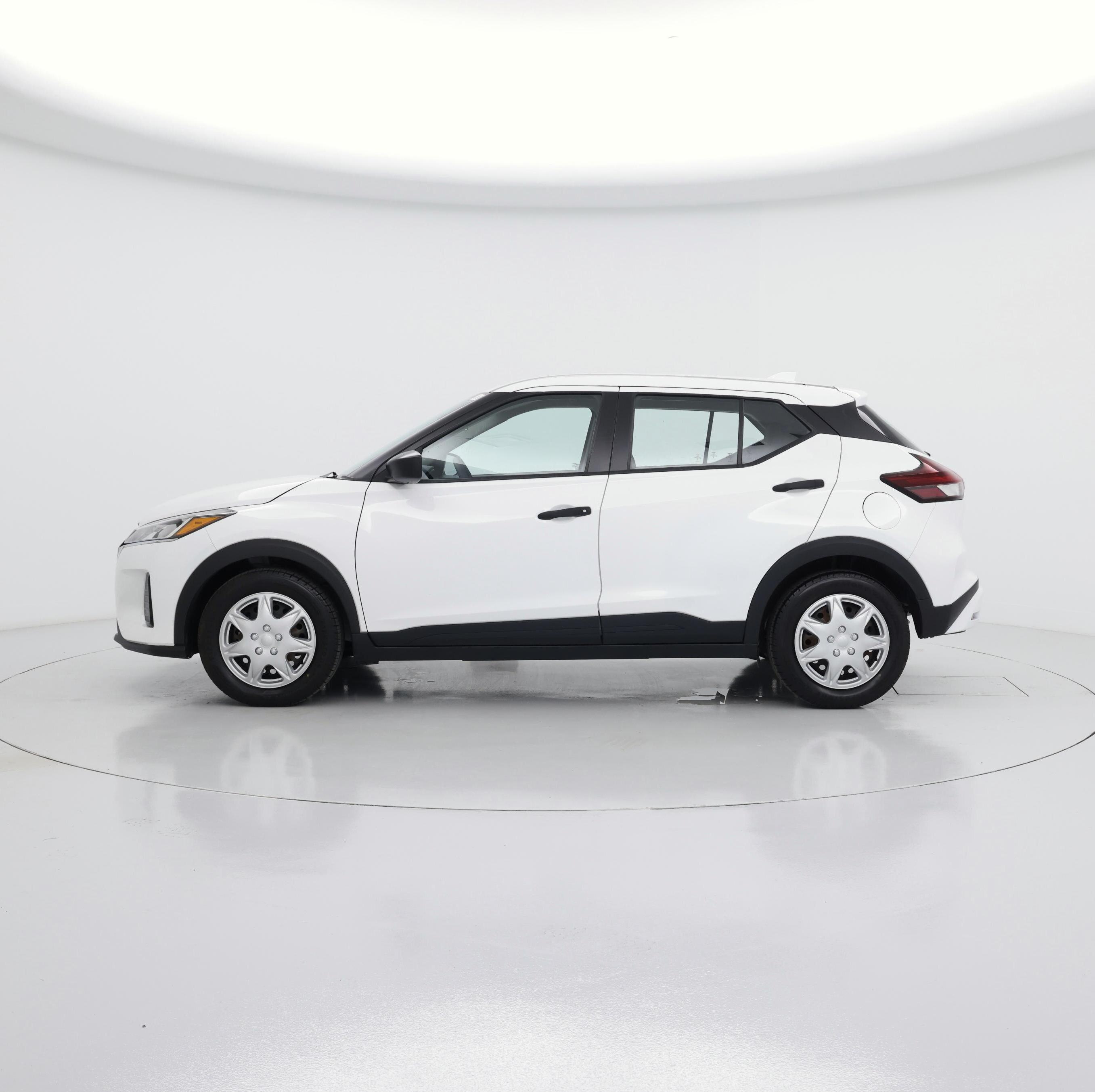 Thumbnail: 2024 Nissan Kicks - 3