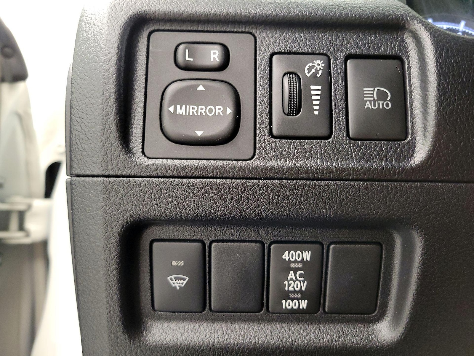 2021 Toyota 4Runner Limited - Photo 14