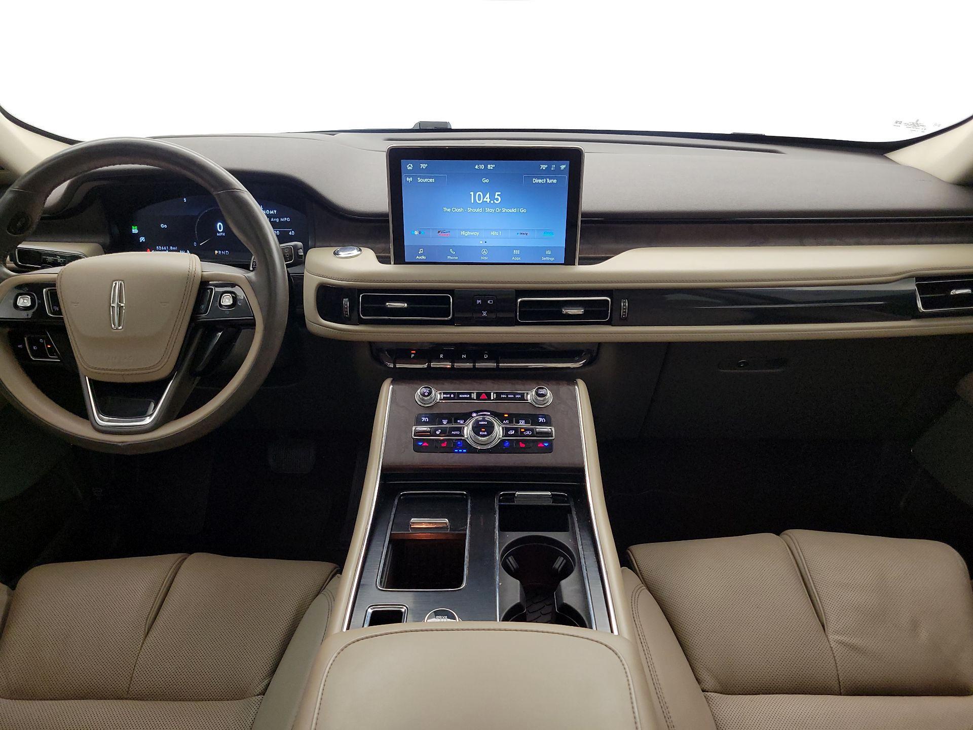 Thumbnail: 2020 Lincoln Aviator - 9