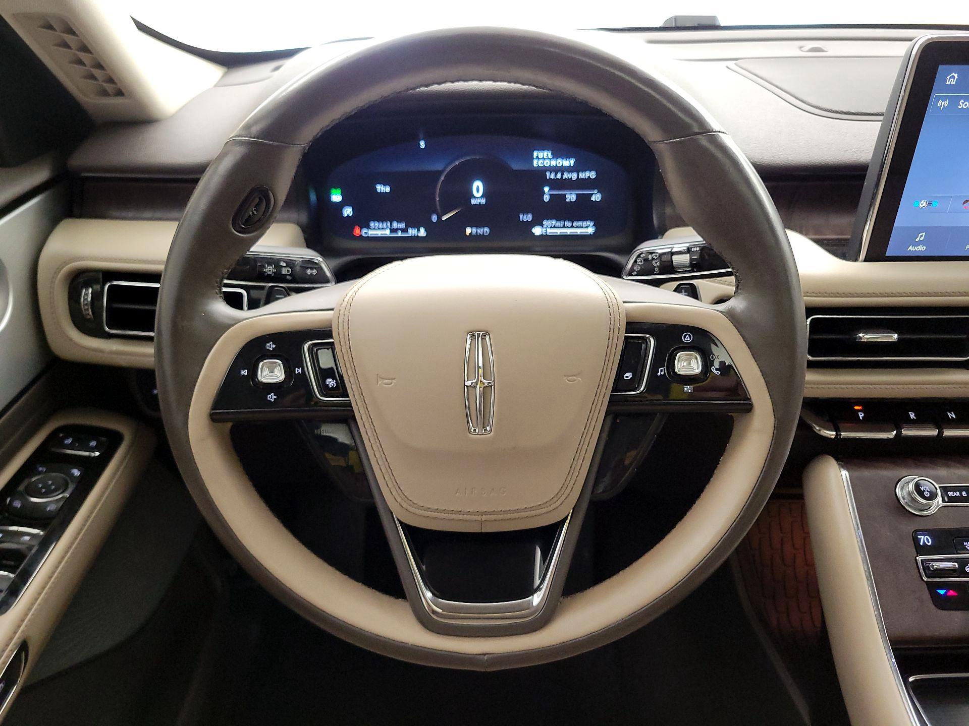 Thumbnail: 2020 Lincoln Aviator - 10
