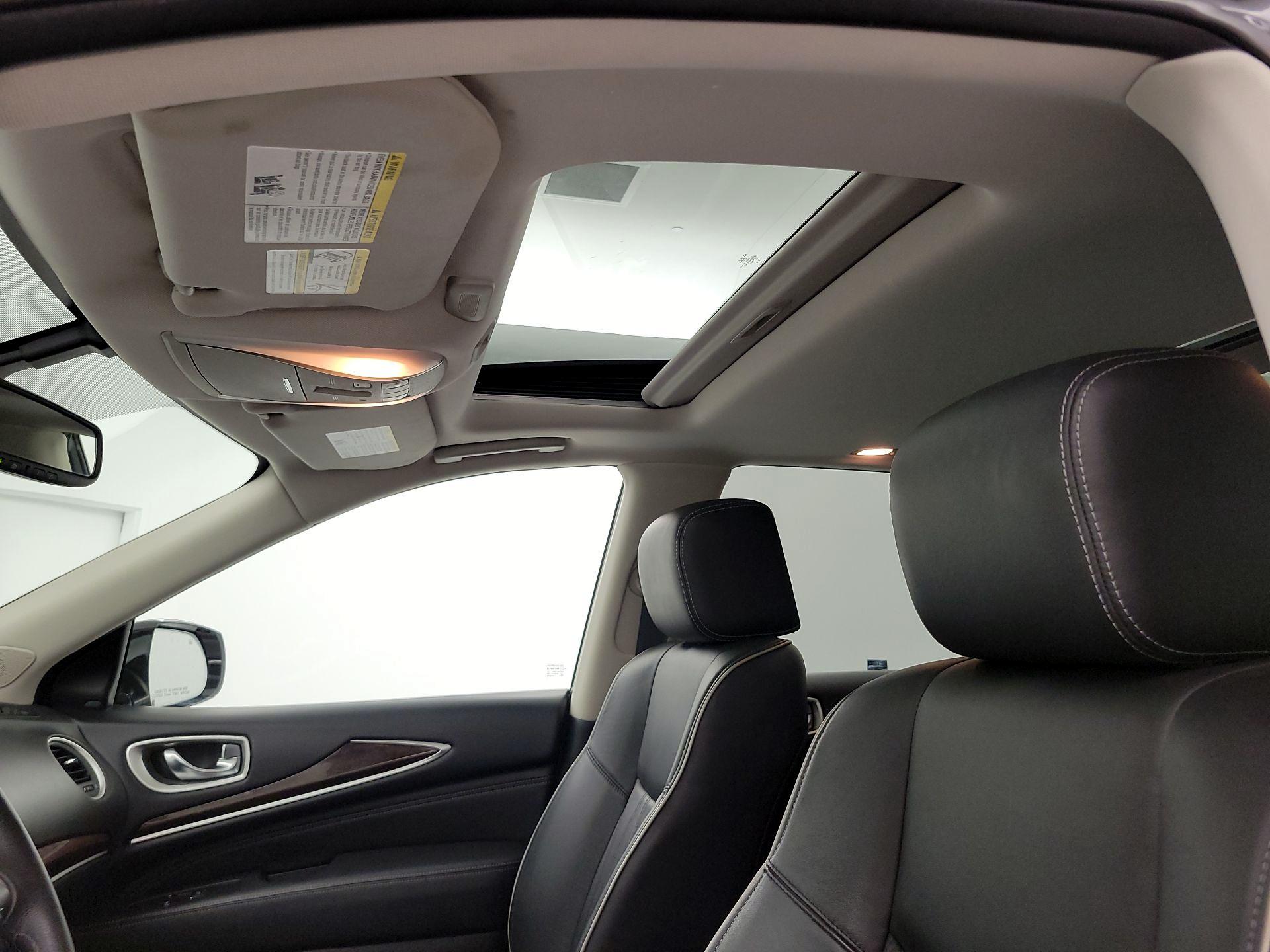 Thumbnail: 2019 INFINITI QX60 - 20