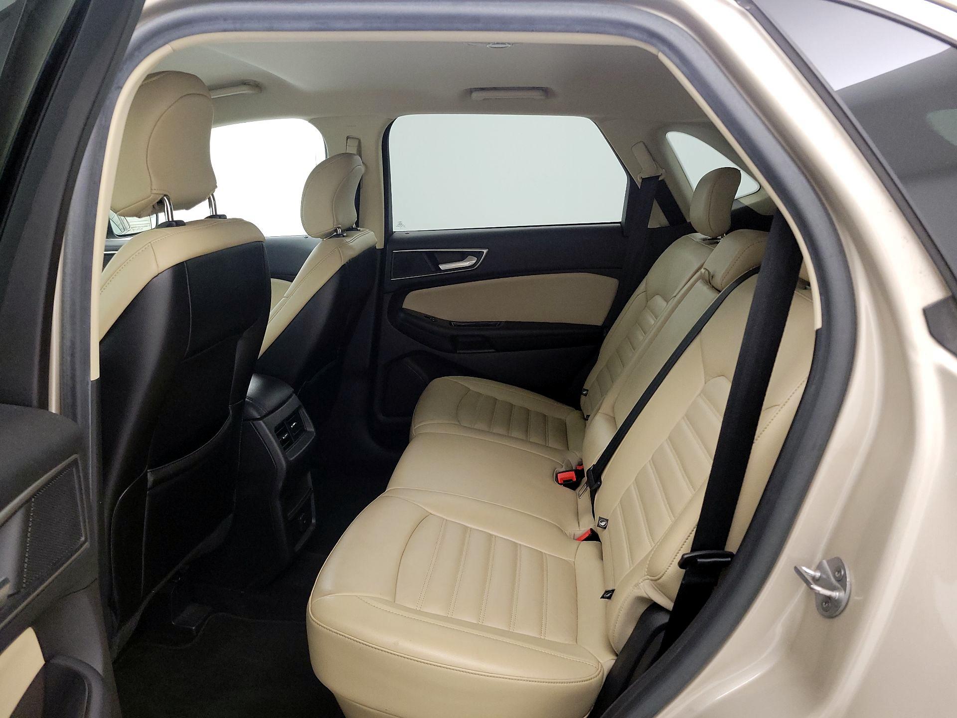 Thumbnail: 2017 Ford Edge - 19