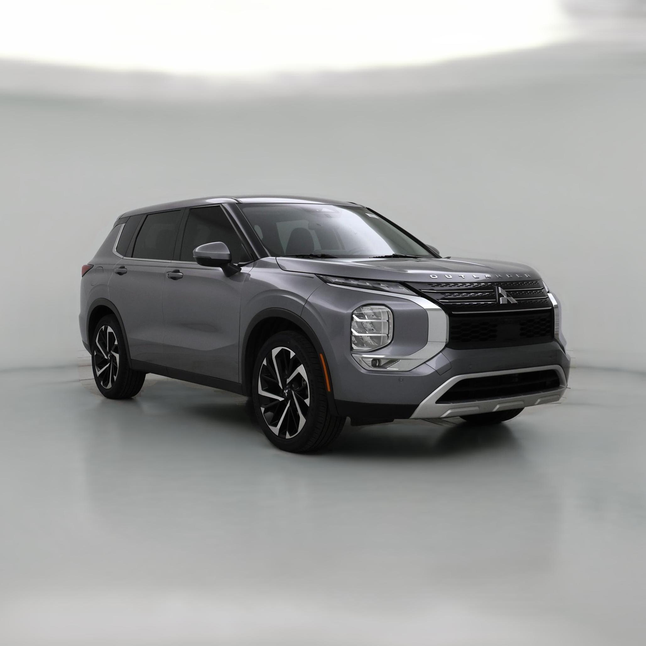 Thumbnail: 2022 Mitsubishi Outlander - 1