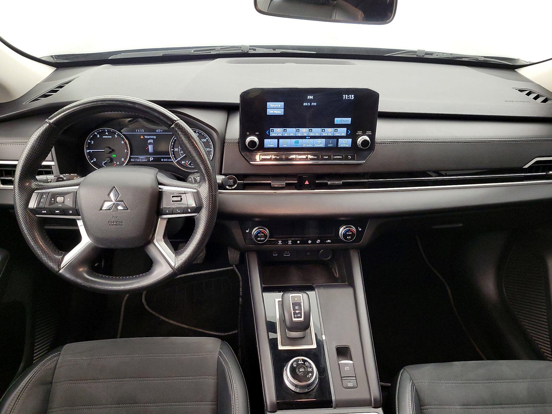 Thumbnail: 2022 Mitsubishi Outlander - 9