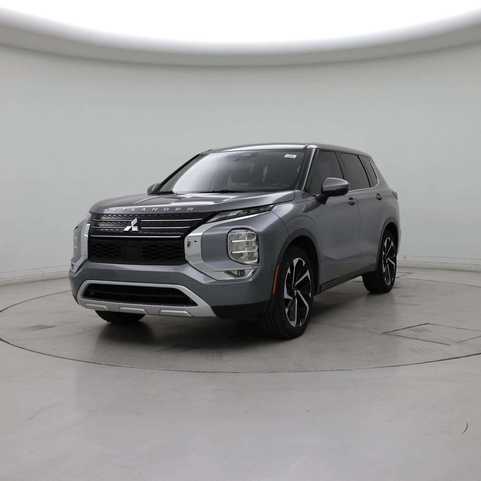 Thumbnail: 2022 Mitsubishi Outlander - 4