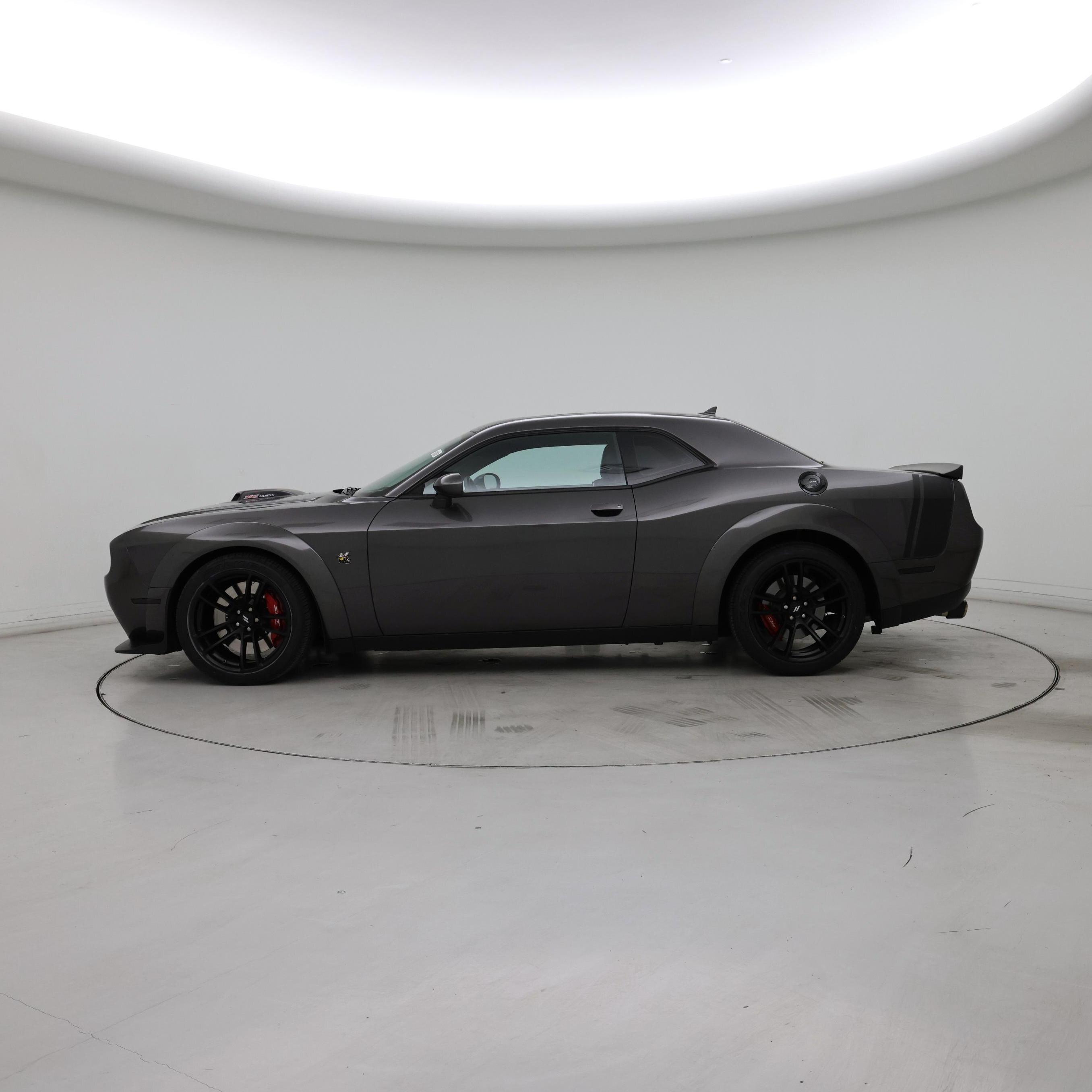 Thumbnail: 2021 Dodge Challenger - 3