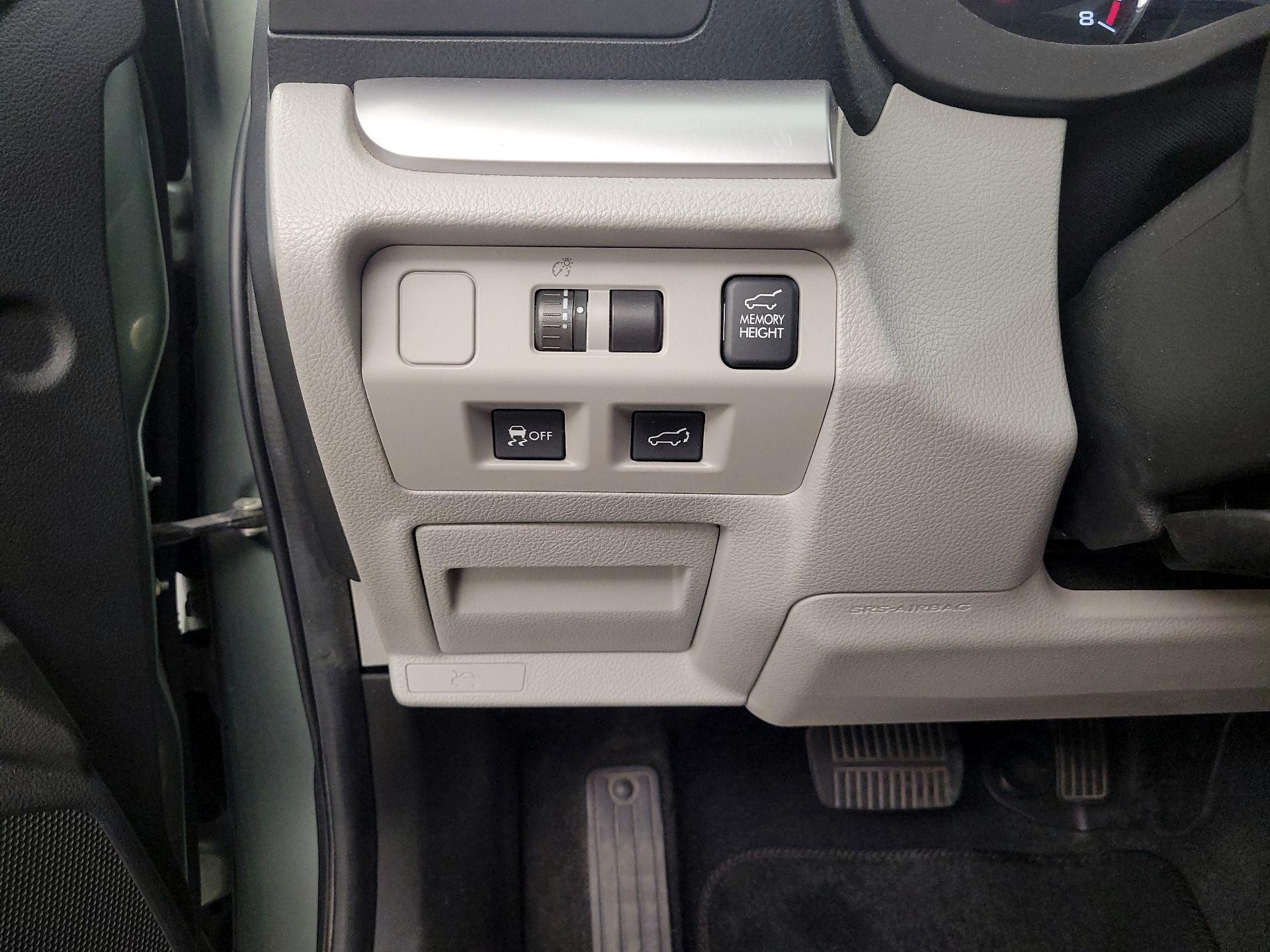 Thumbnail: 2014 Subaru Forester - 13