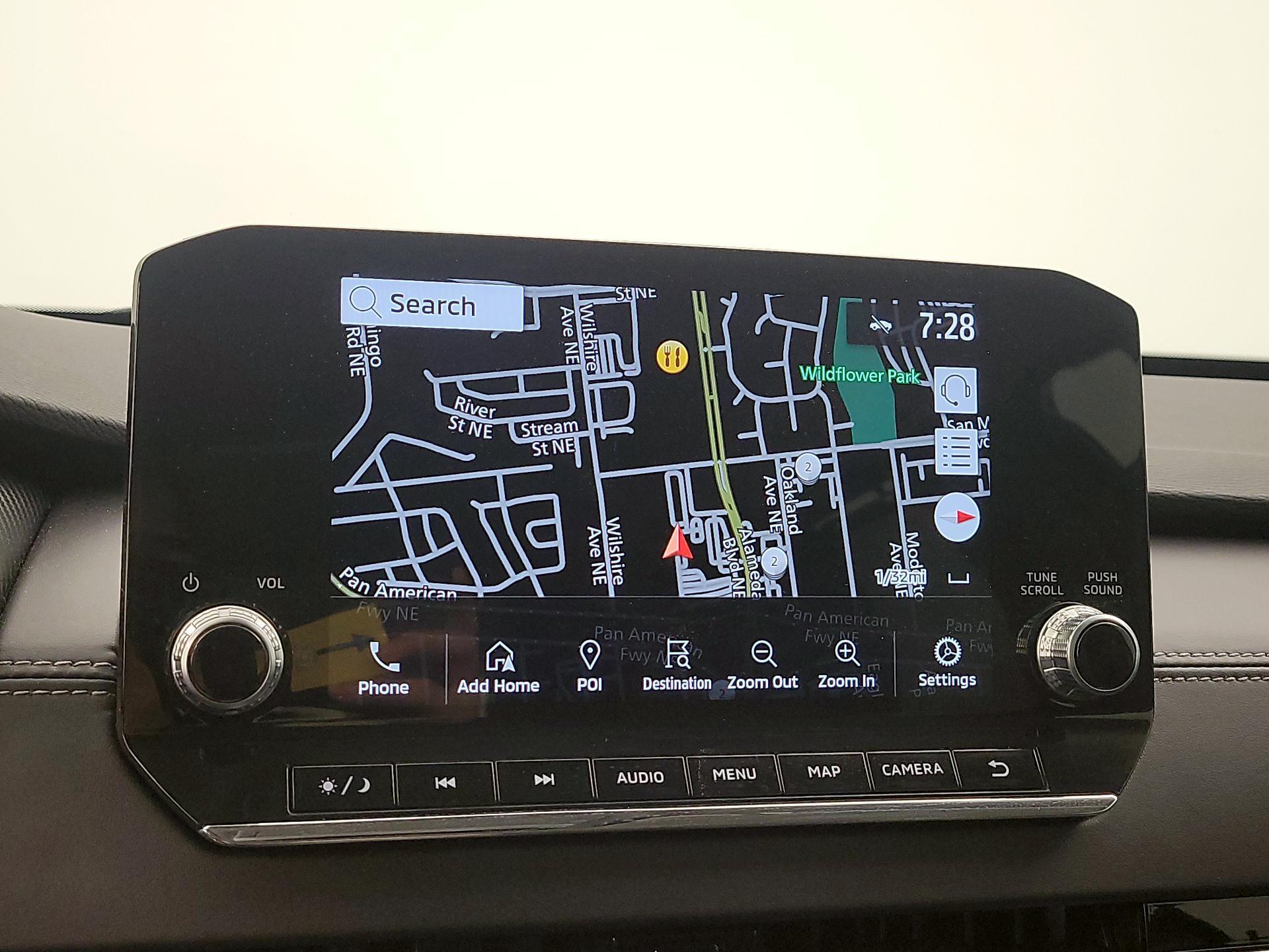 Thumbnail: 2024 Mitsubishi Outlander - 14