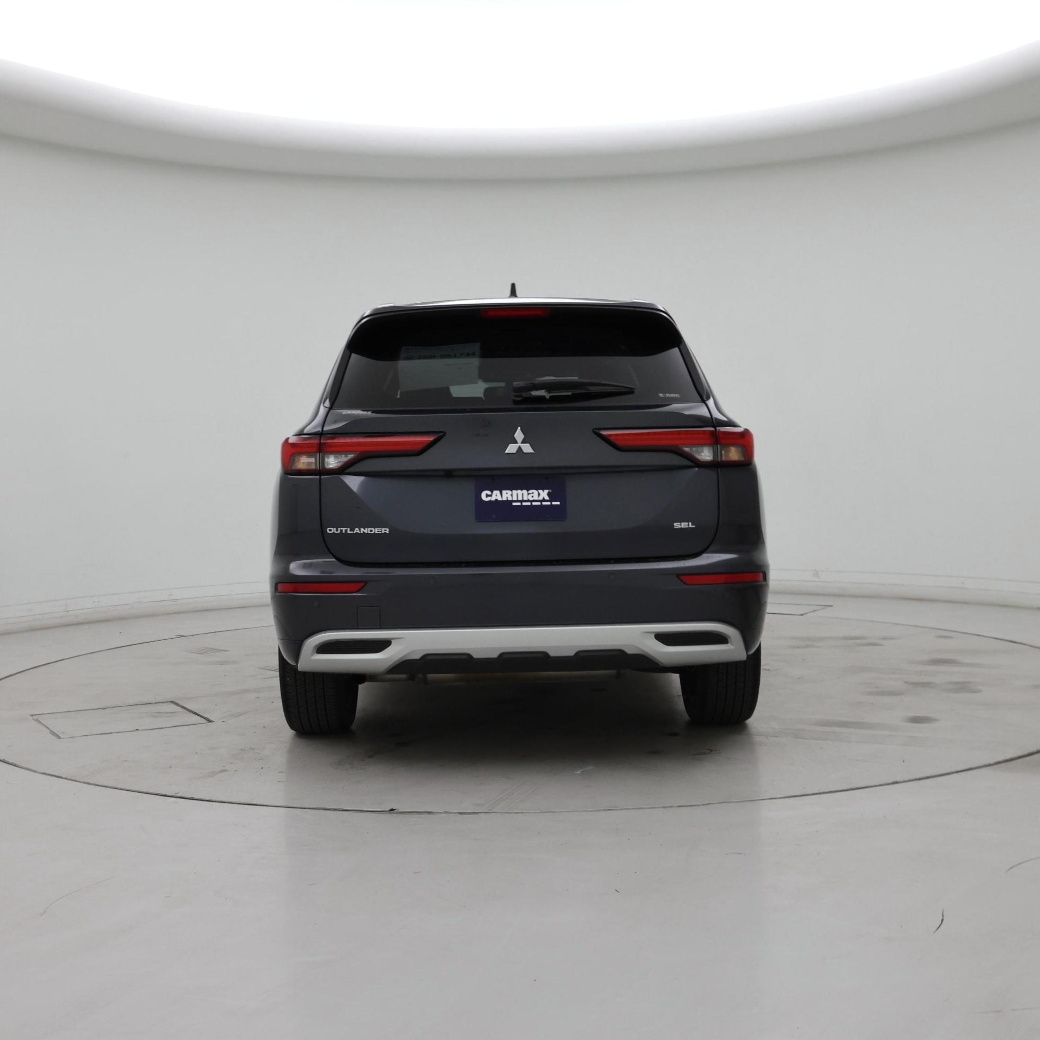 Thumbnail: 2024 Mitsubishi Outlander - 6