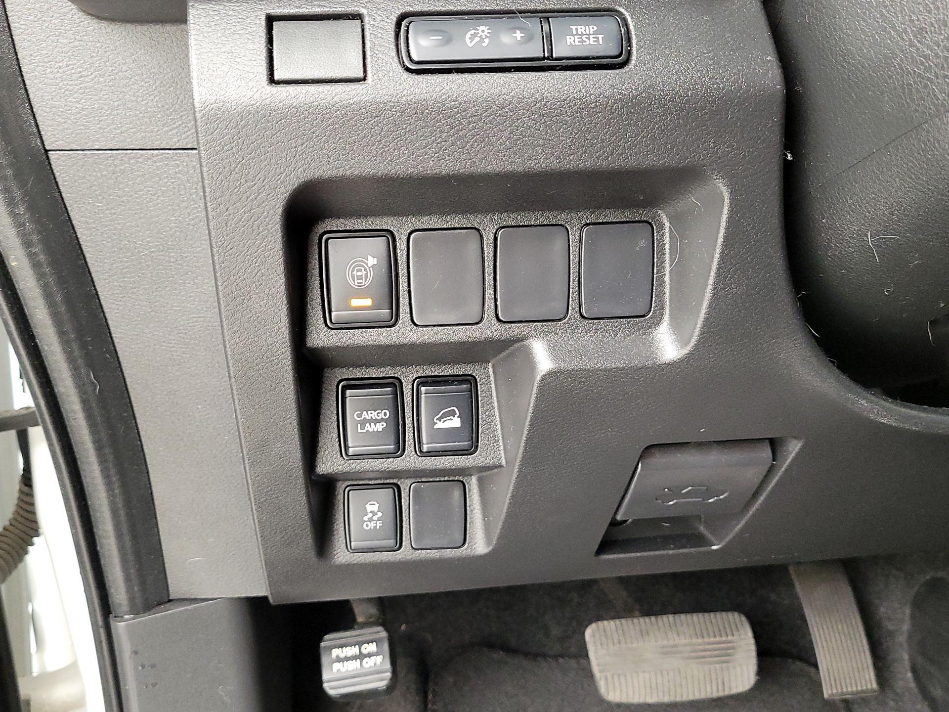 Thumbnail: 2023 Nissan Frontier - 13