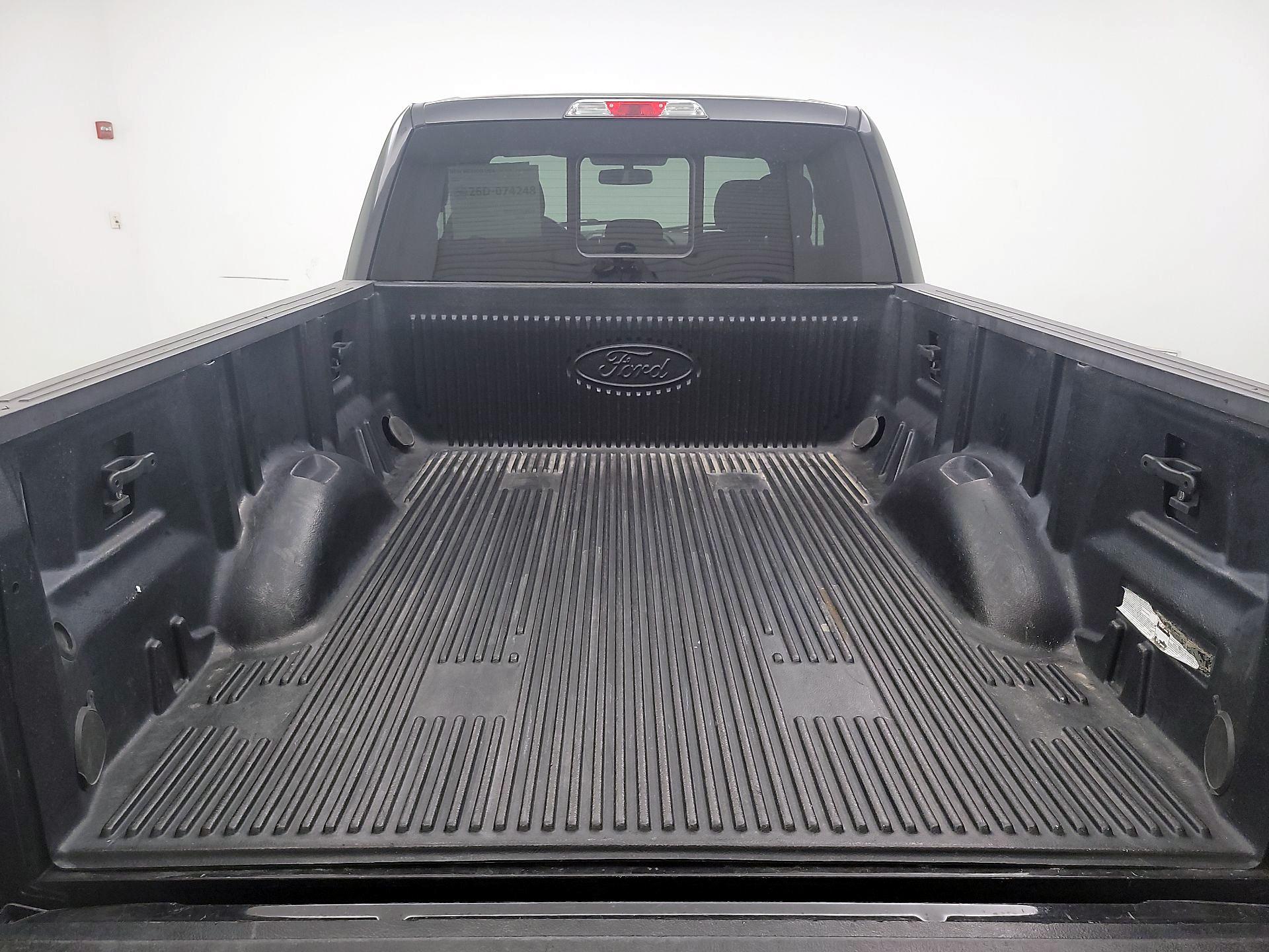 Thumbnail: 2015 Ford F-150 - 20