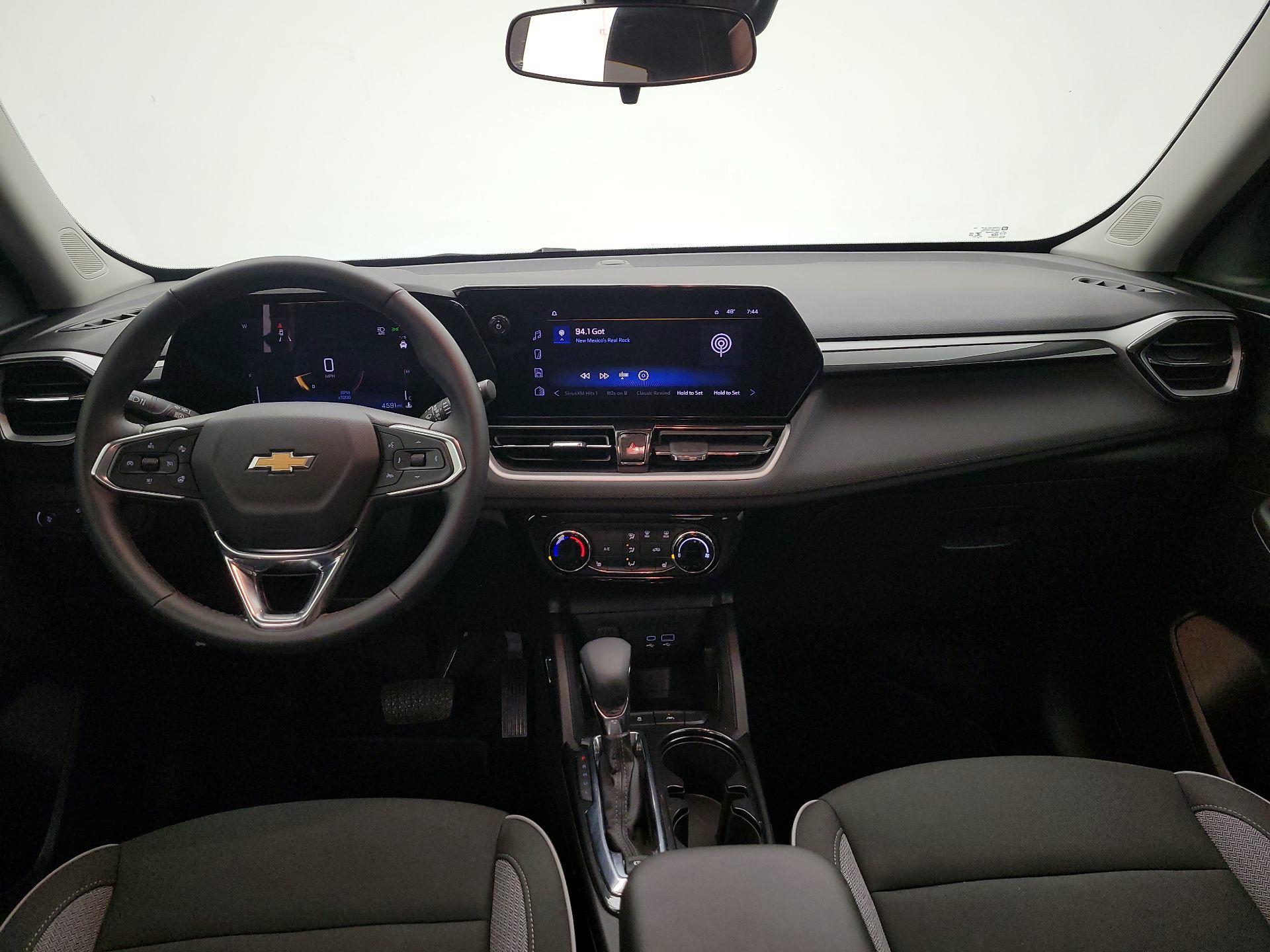 Thumbnail: 2025 Chevrolet TrailBlazer - 9