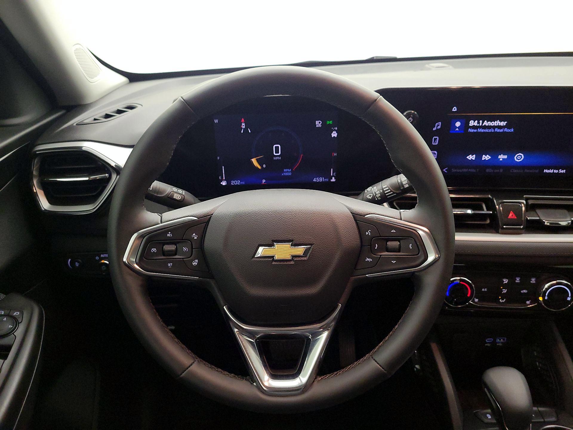 Thumbnail: 2025 Chevrolet TrailBlazer - 10