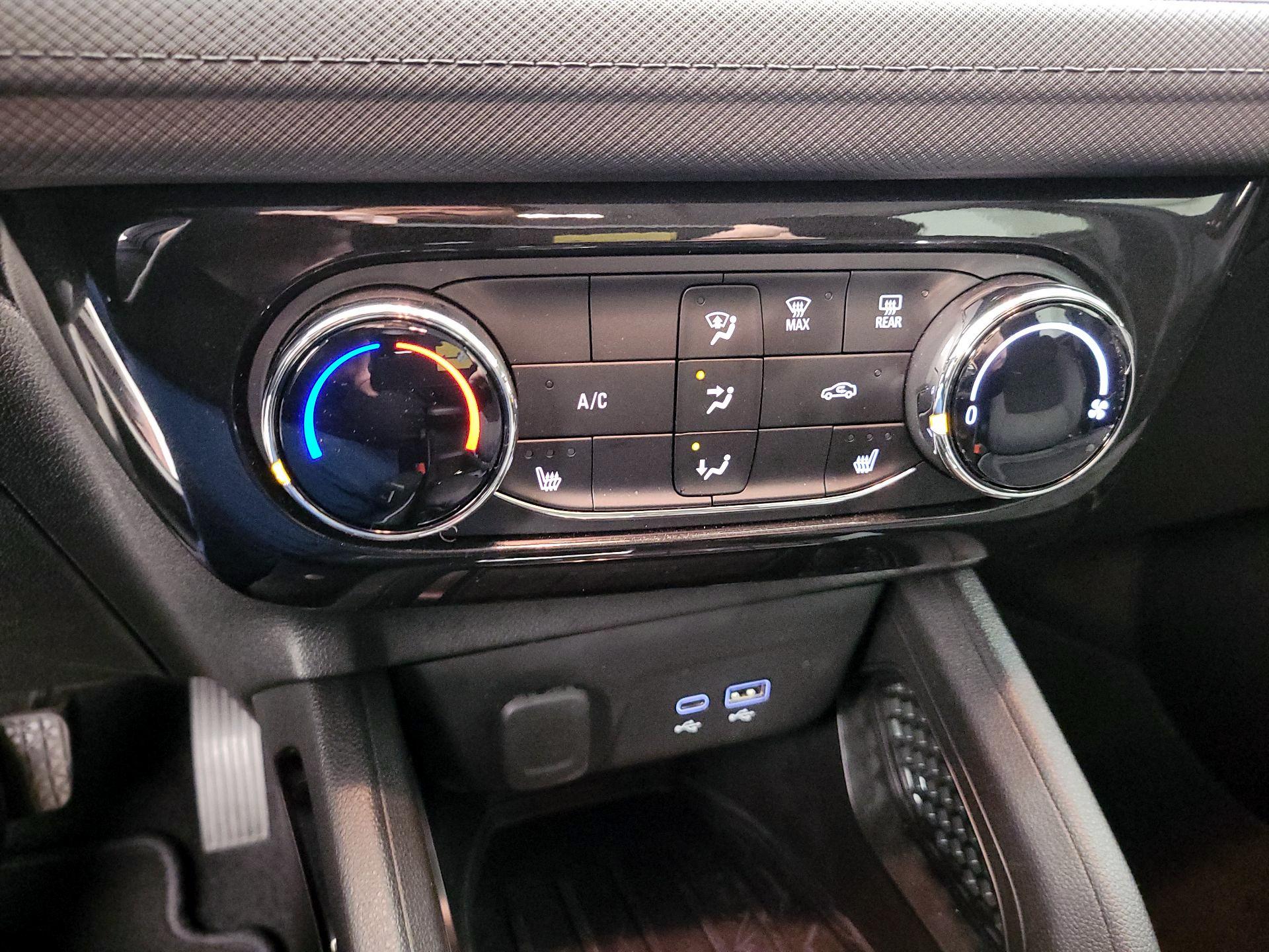 Thumbnail: 2025 Chevrolet TrailBlazer - 14