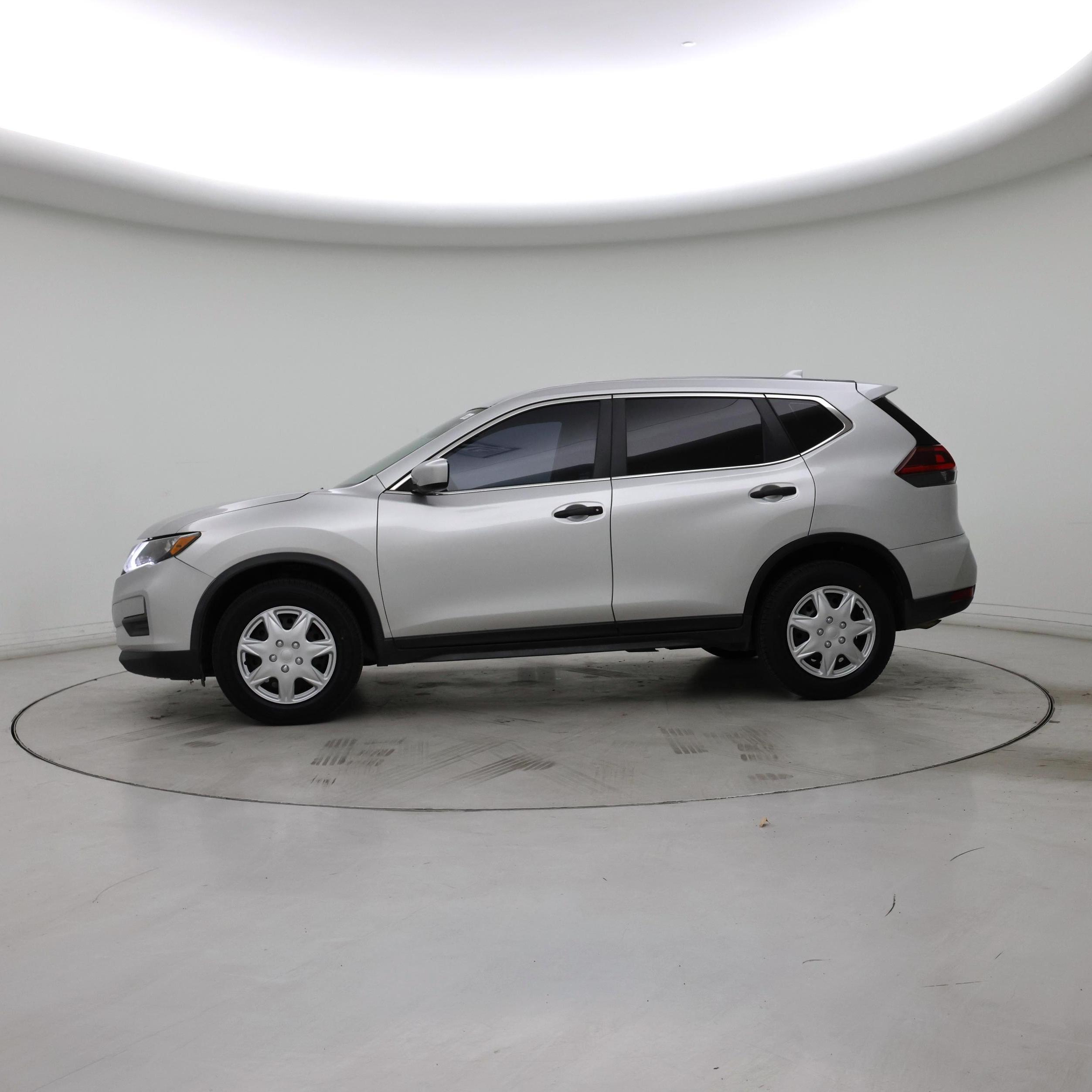 Thumbnail: 2020 Nissan Rogue - 3