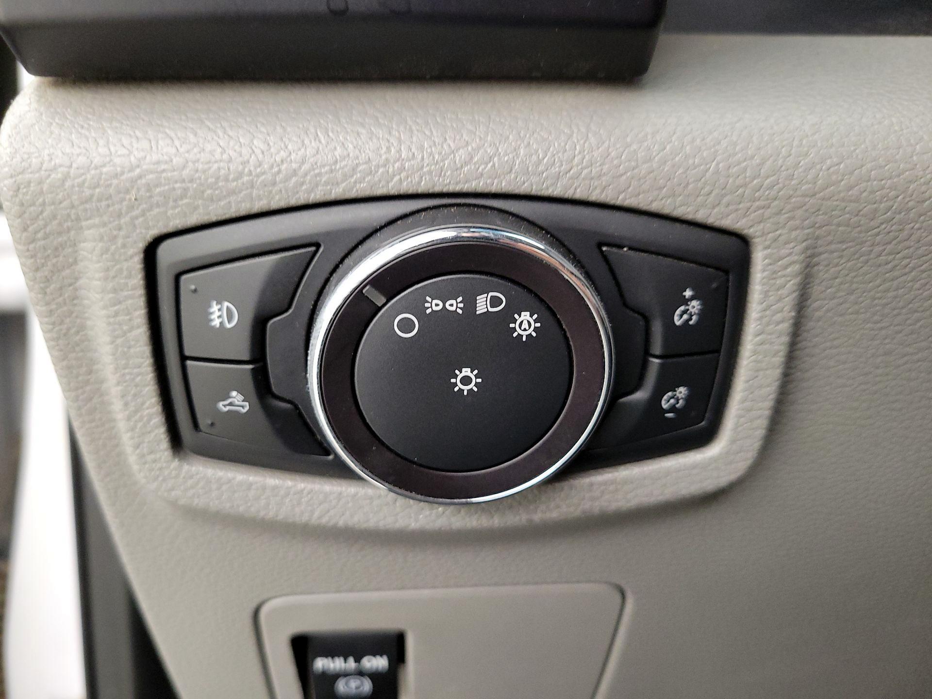 Thumbnail: 2018 Ford F-150 - 13