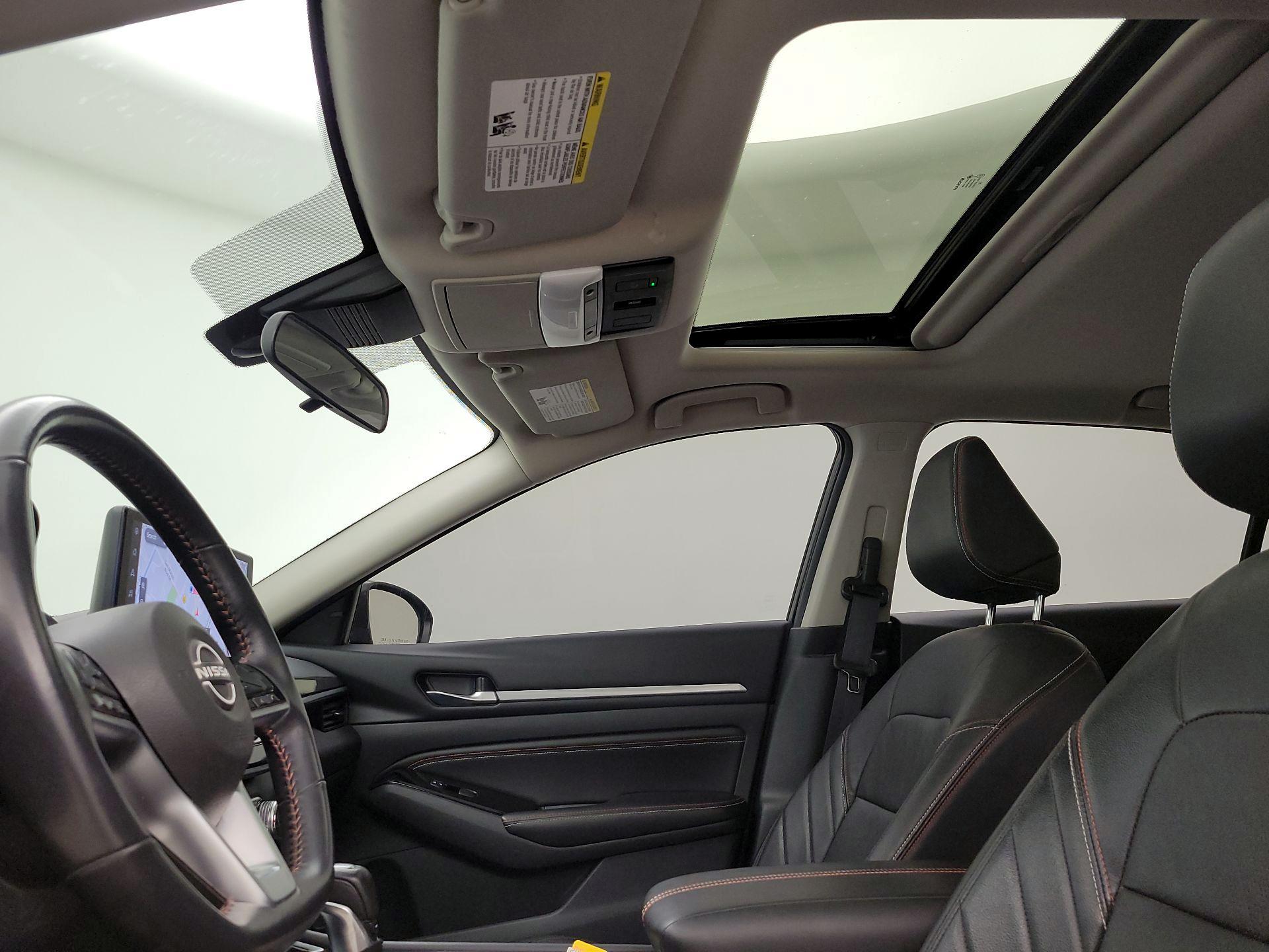 Thumbnail: 2023 Nissan Altima - 20