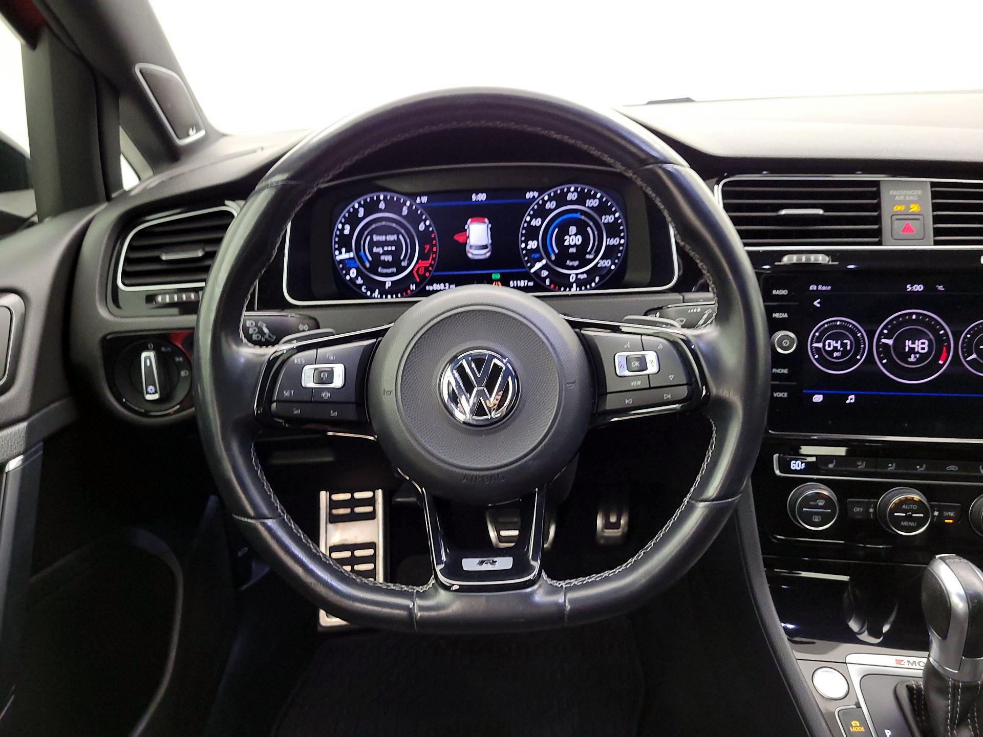 Thumbnail: 2019 Volkswagen Golf - 10