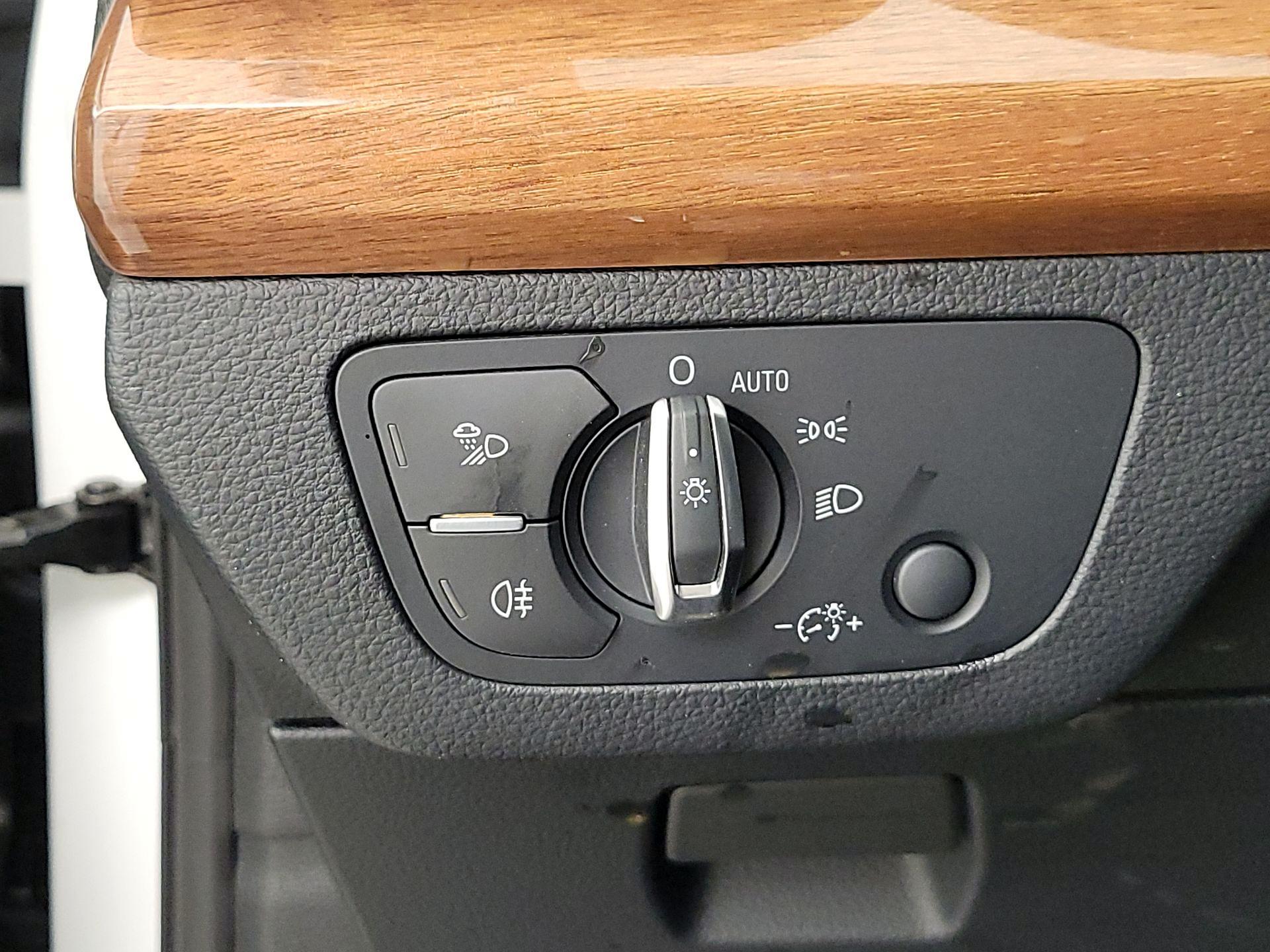 Thumbnail: 2023 Audi Q5 - 13