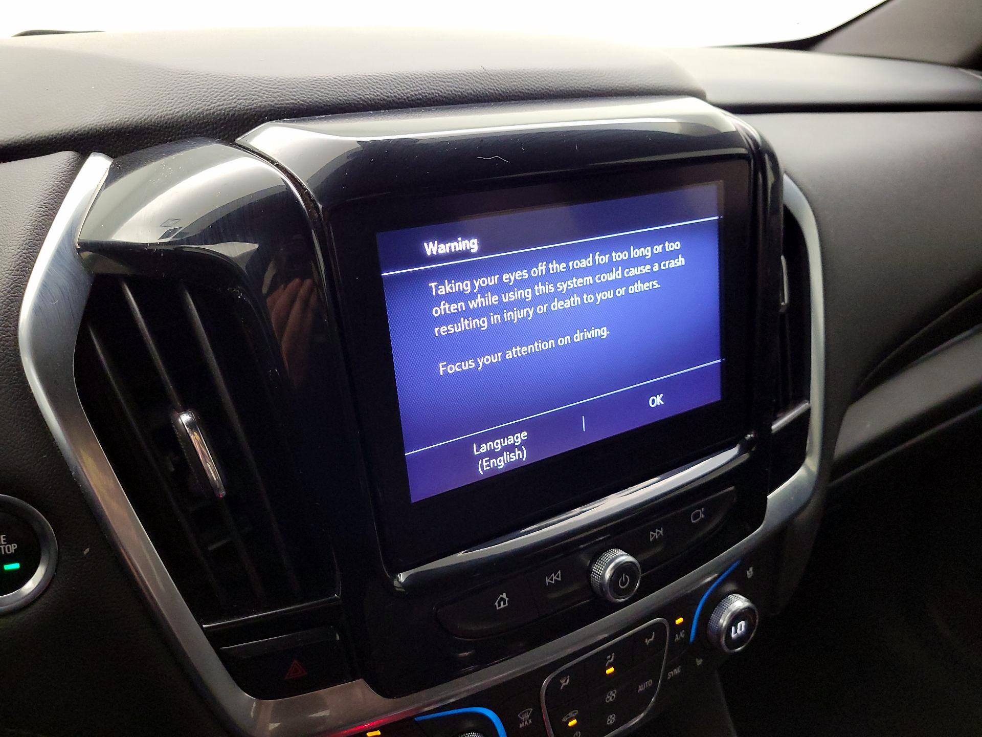 Thumbnail: 2022 Chevrolet Traverse - 13