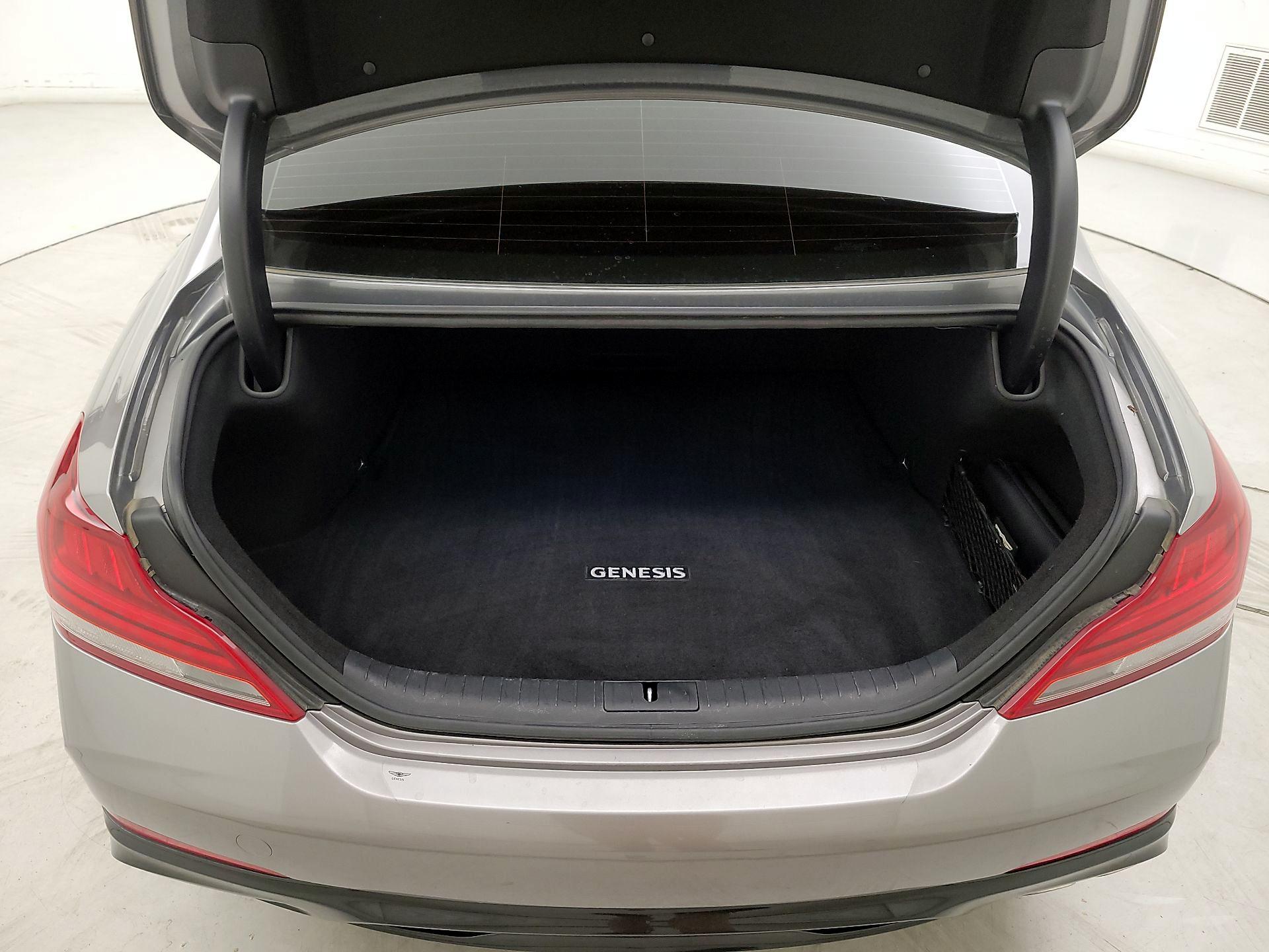 Thumbnail: 2021 Genesis G70 - 20