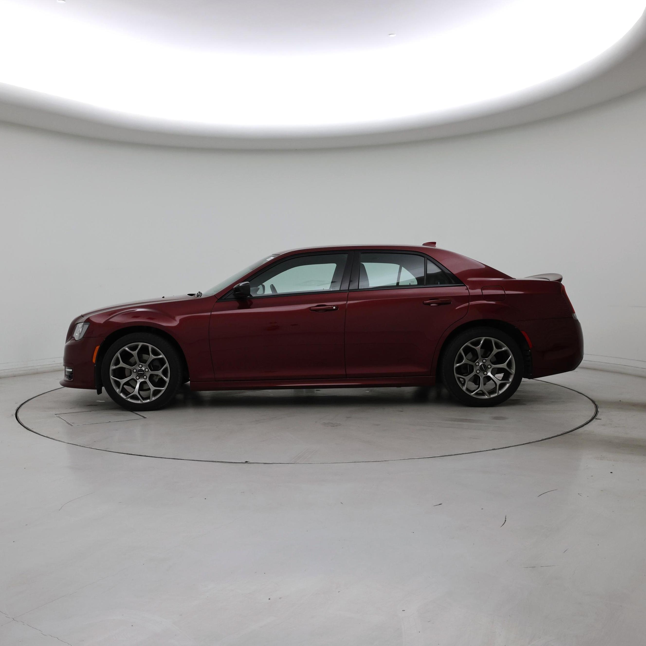 Thumbnail: 2018 Chrysler 300 - 3